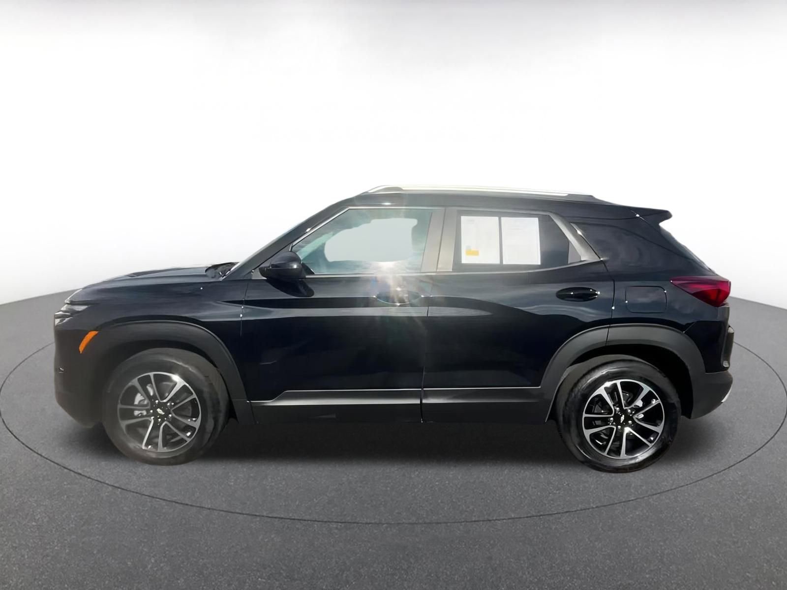 Thumbnail: 2025 Chevrolet TrailBlazer - 8