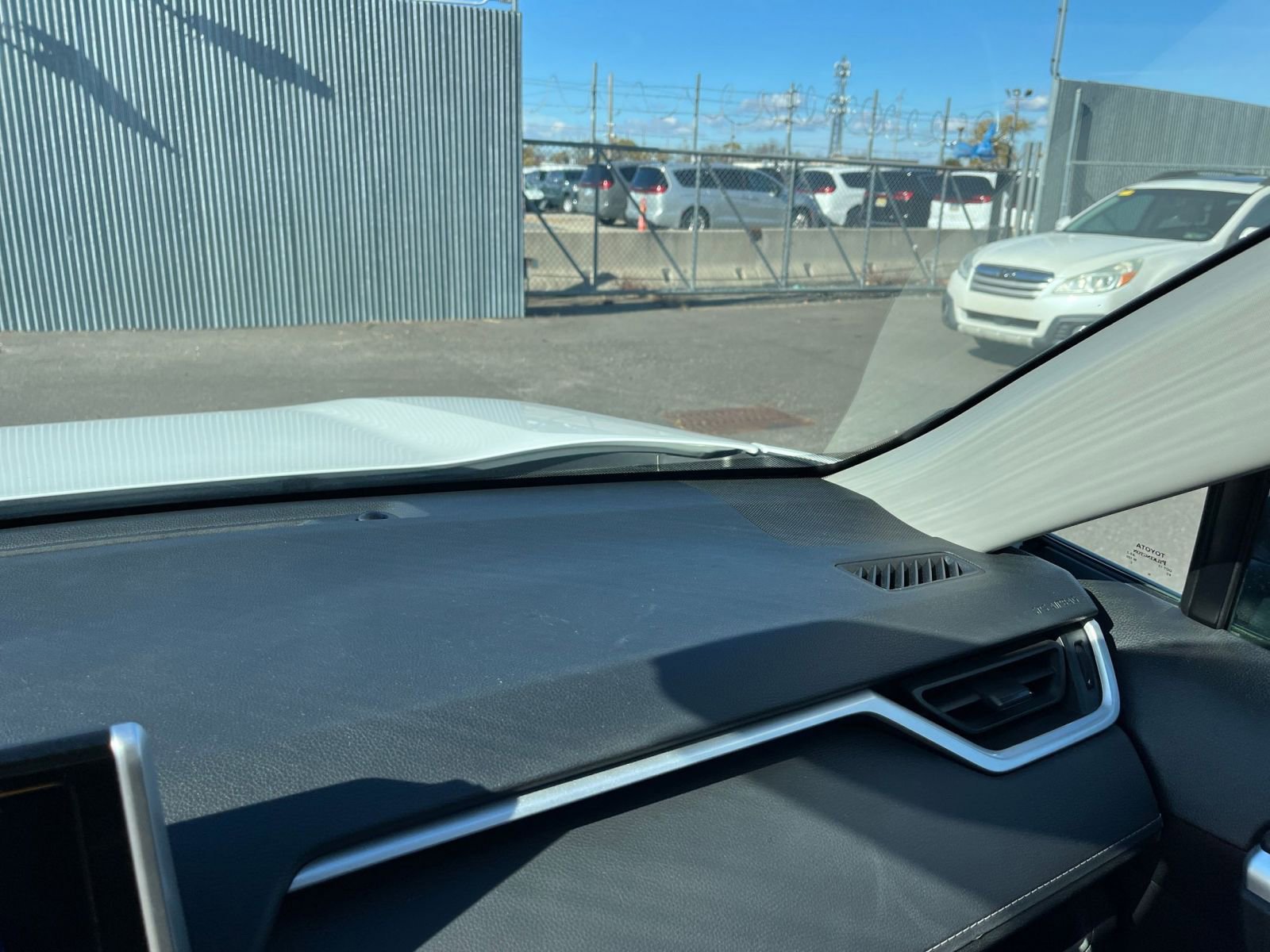 Thumbnail: 2025 Toyota RAV4 - 35