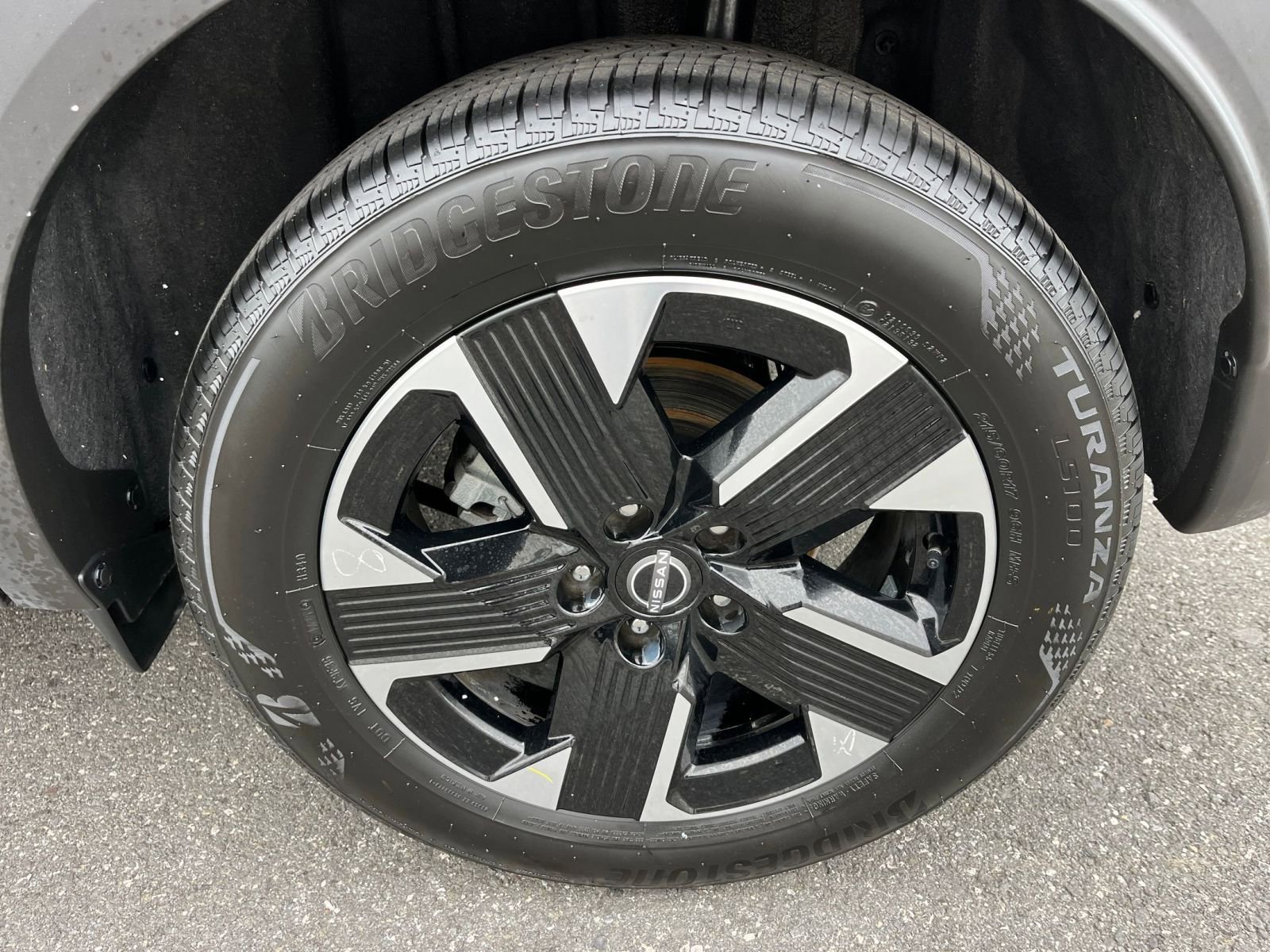 Thumbnail: 2025 Nissan Kicks - 28