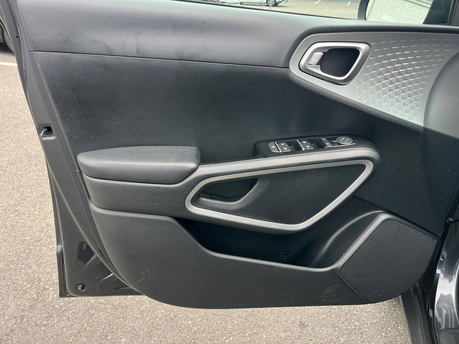 Thumbnail: 2025 Kia Soul - 18