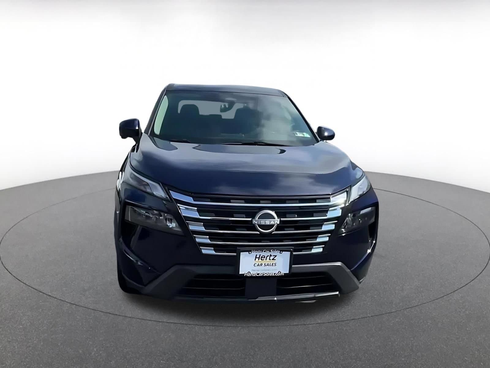 Thumbnail: 2025 Nissan Rogue - 4