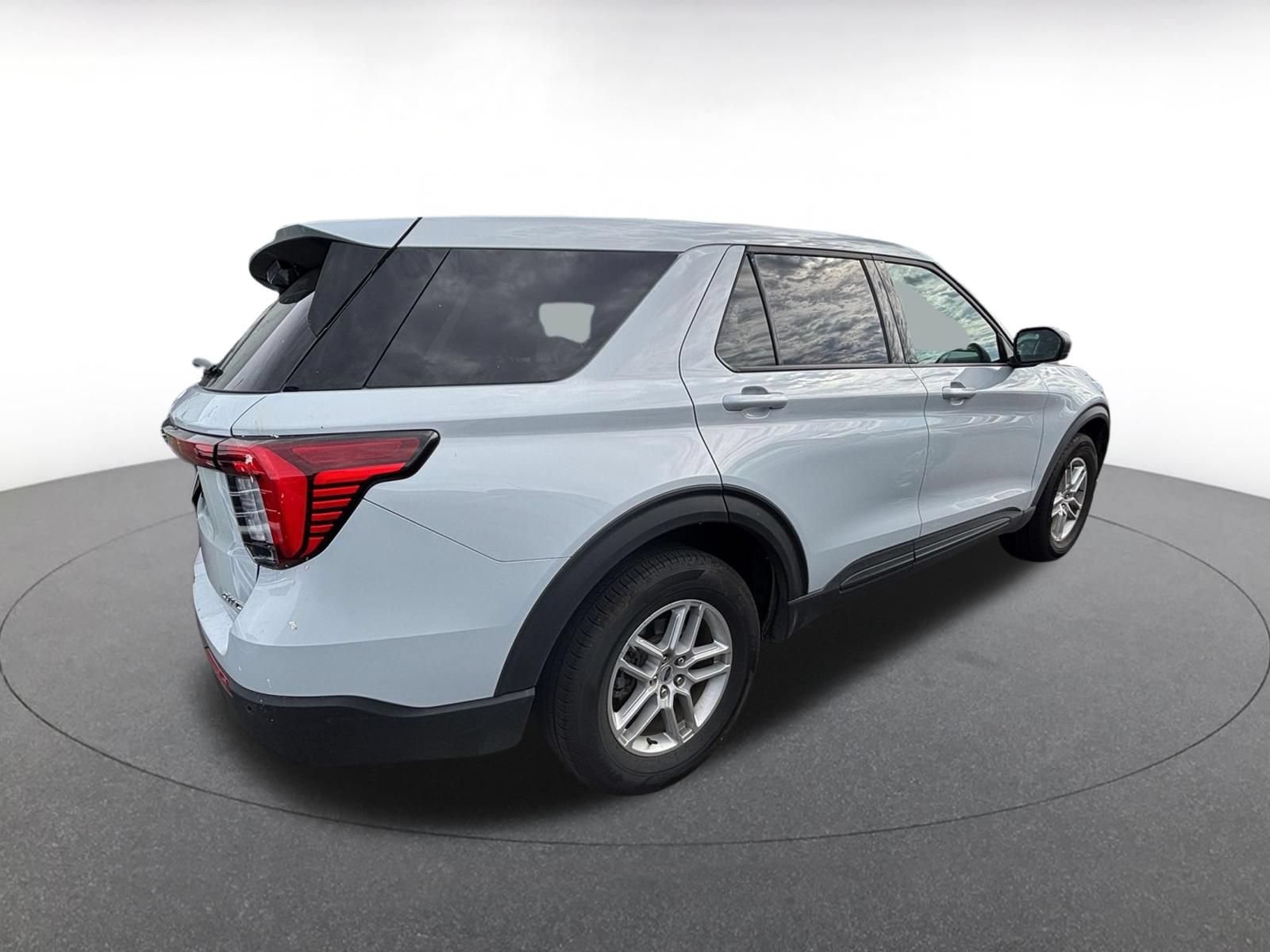 Thumbnail: 2026 Ford Explorer - 14