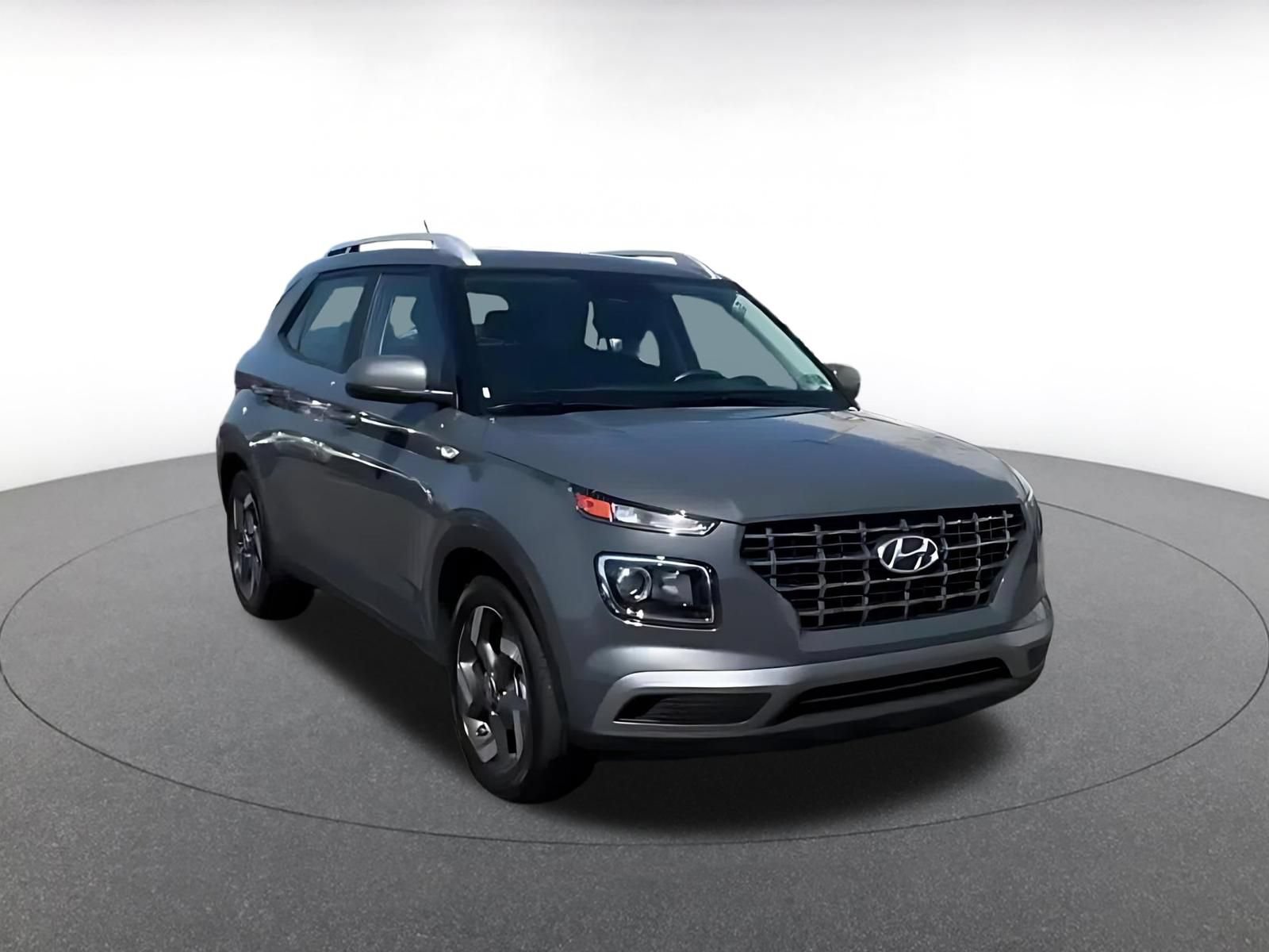 Thumbnail: 2026 Hyundai Venue - 3