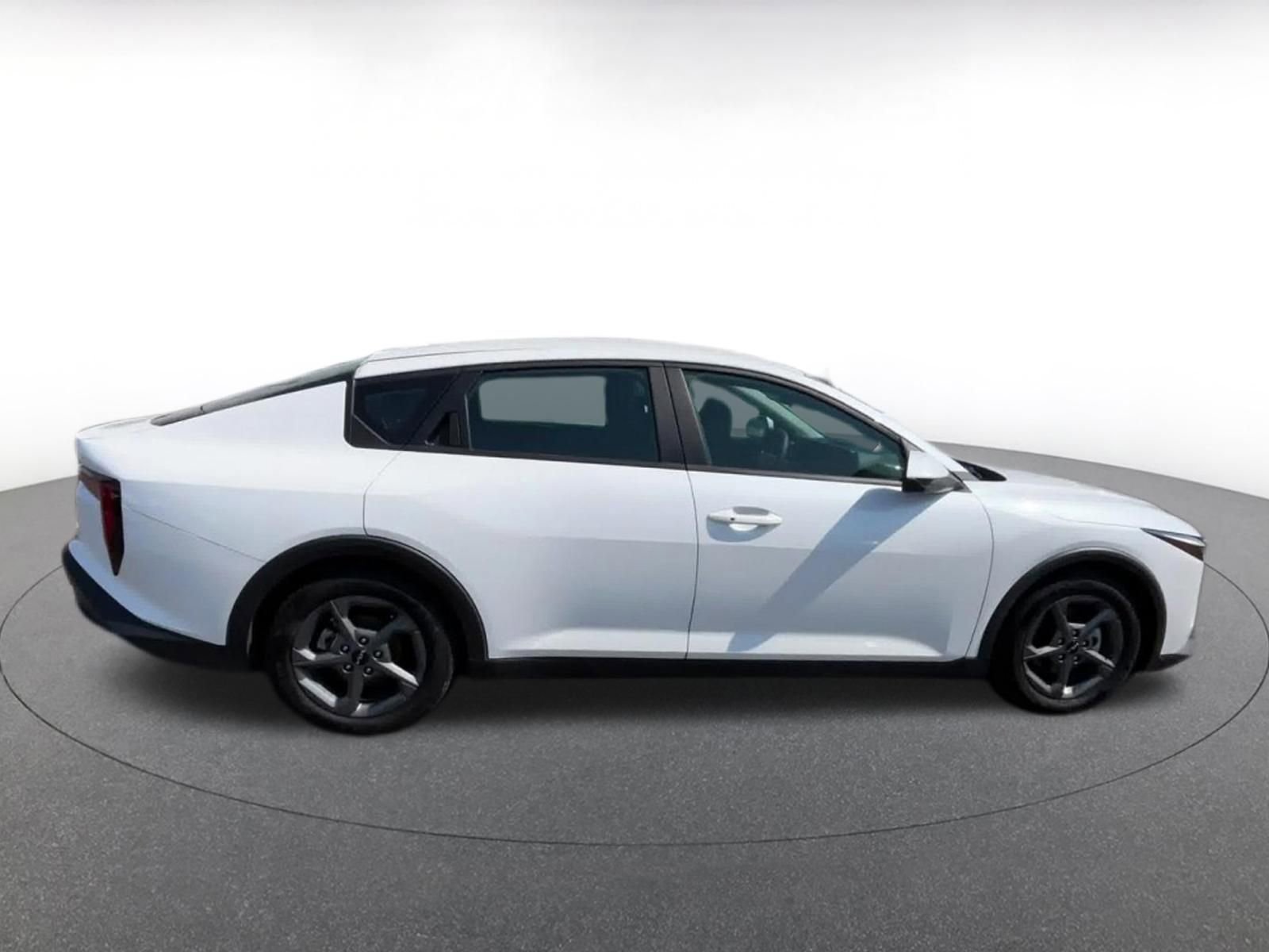 Thumbnail: 2025 Kia K4 - 16