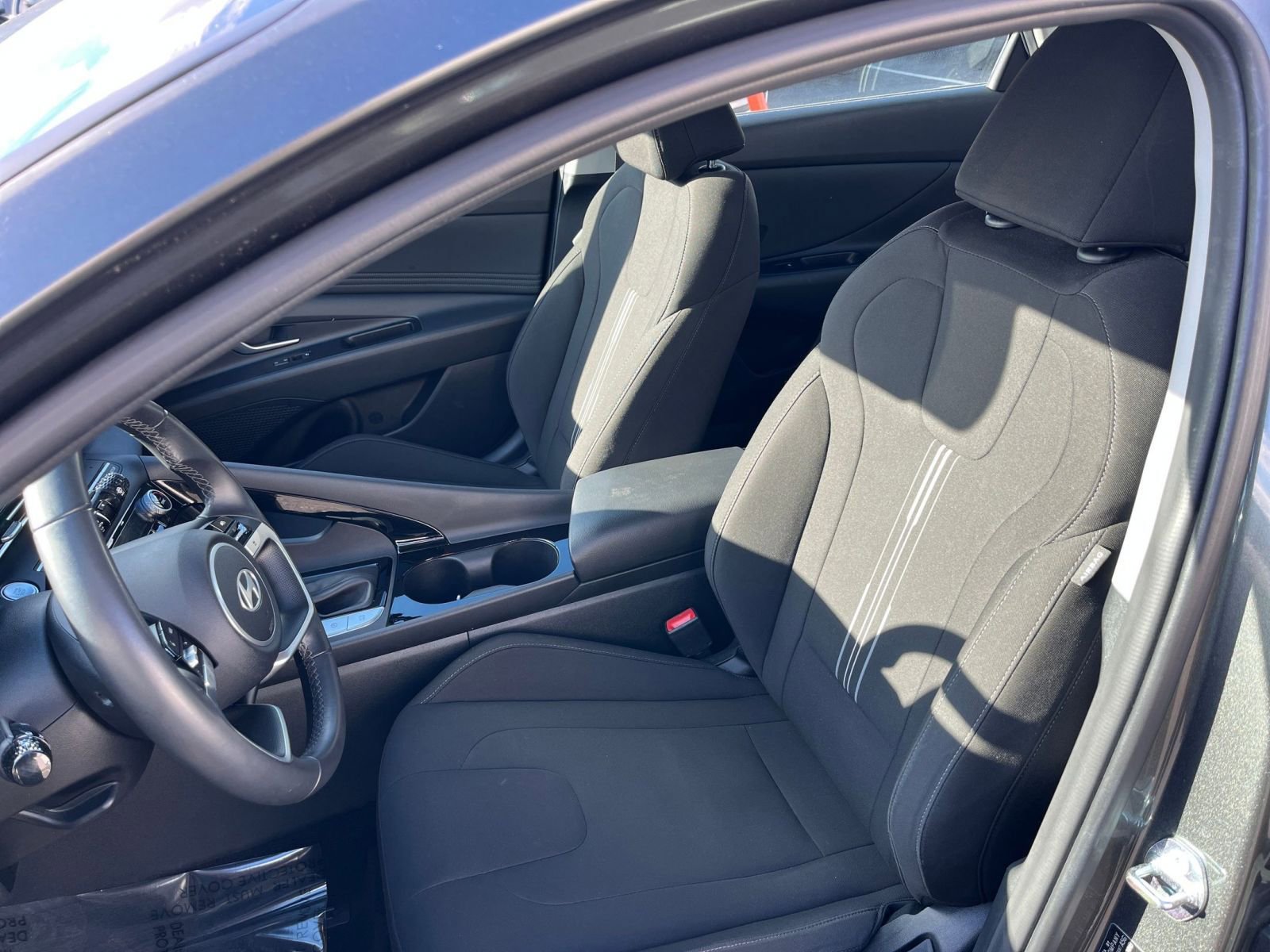 Thumbnail: 2025 Hyundai Elantra - 35