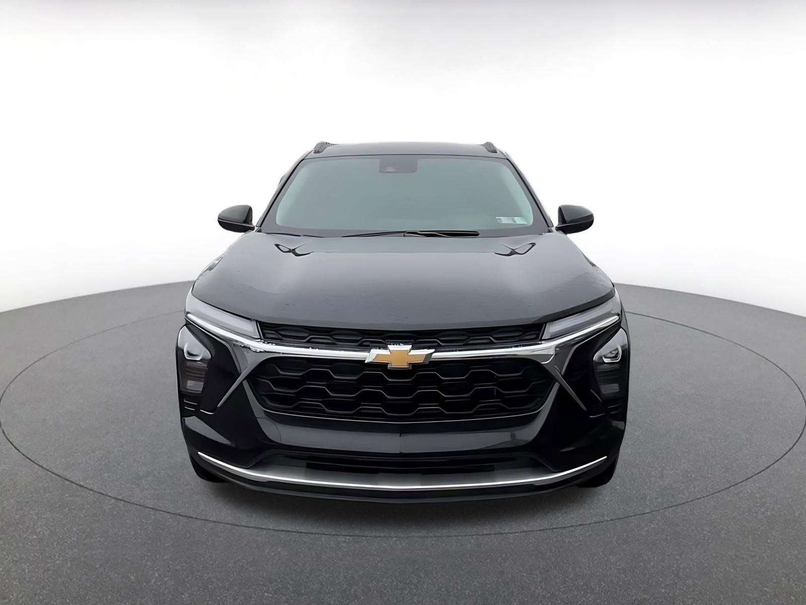 Thumbnail: 2025 Chevrolet Trax - 5