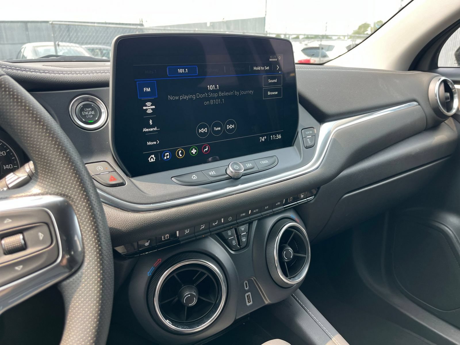 Thumbnail: 2025 Chevrolet Blazer - 19