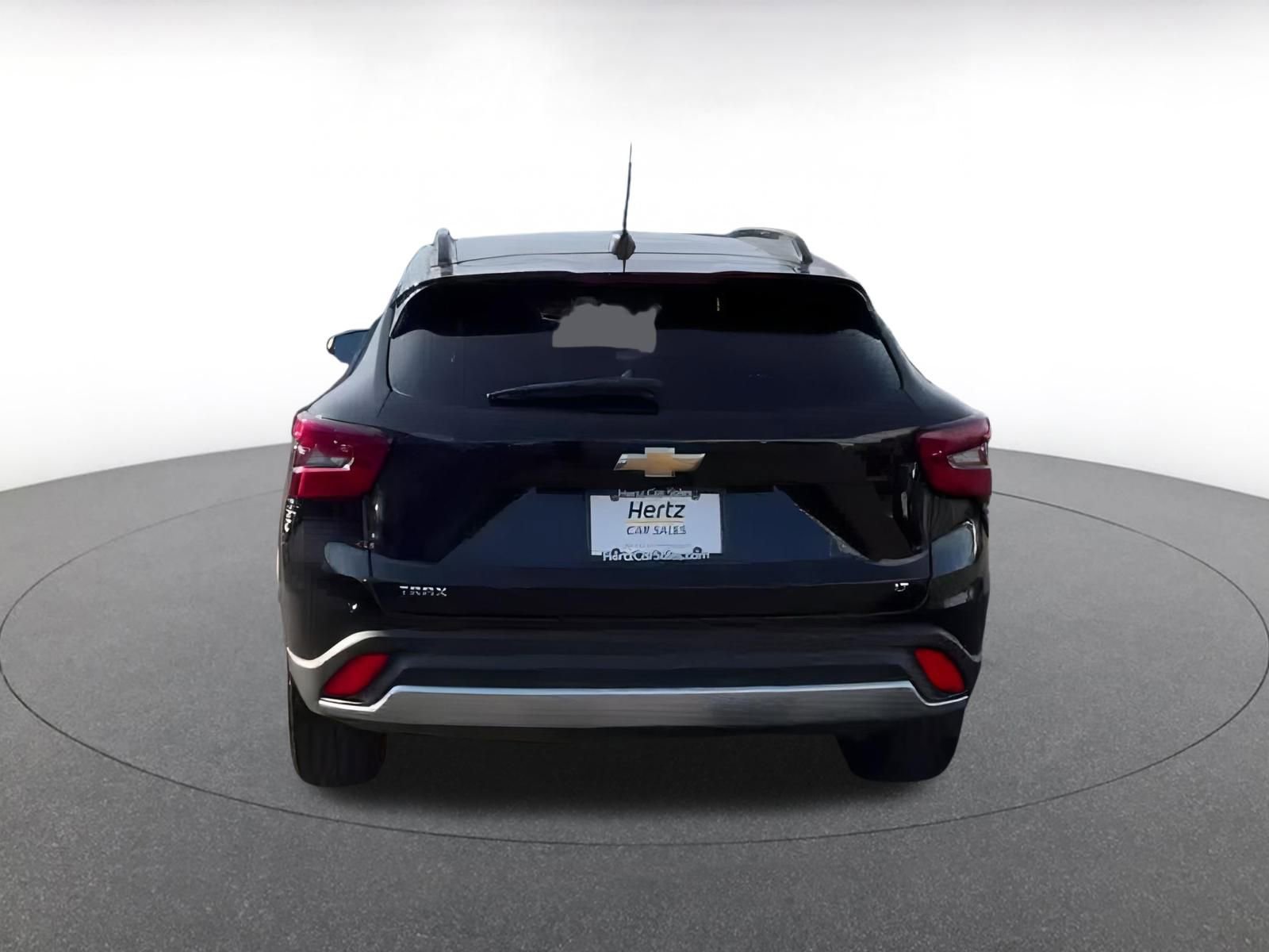 Thumbnail: 2025 Chevrolet Trax - 11