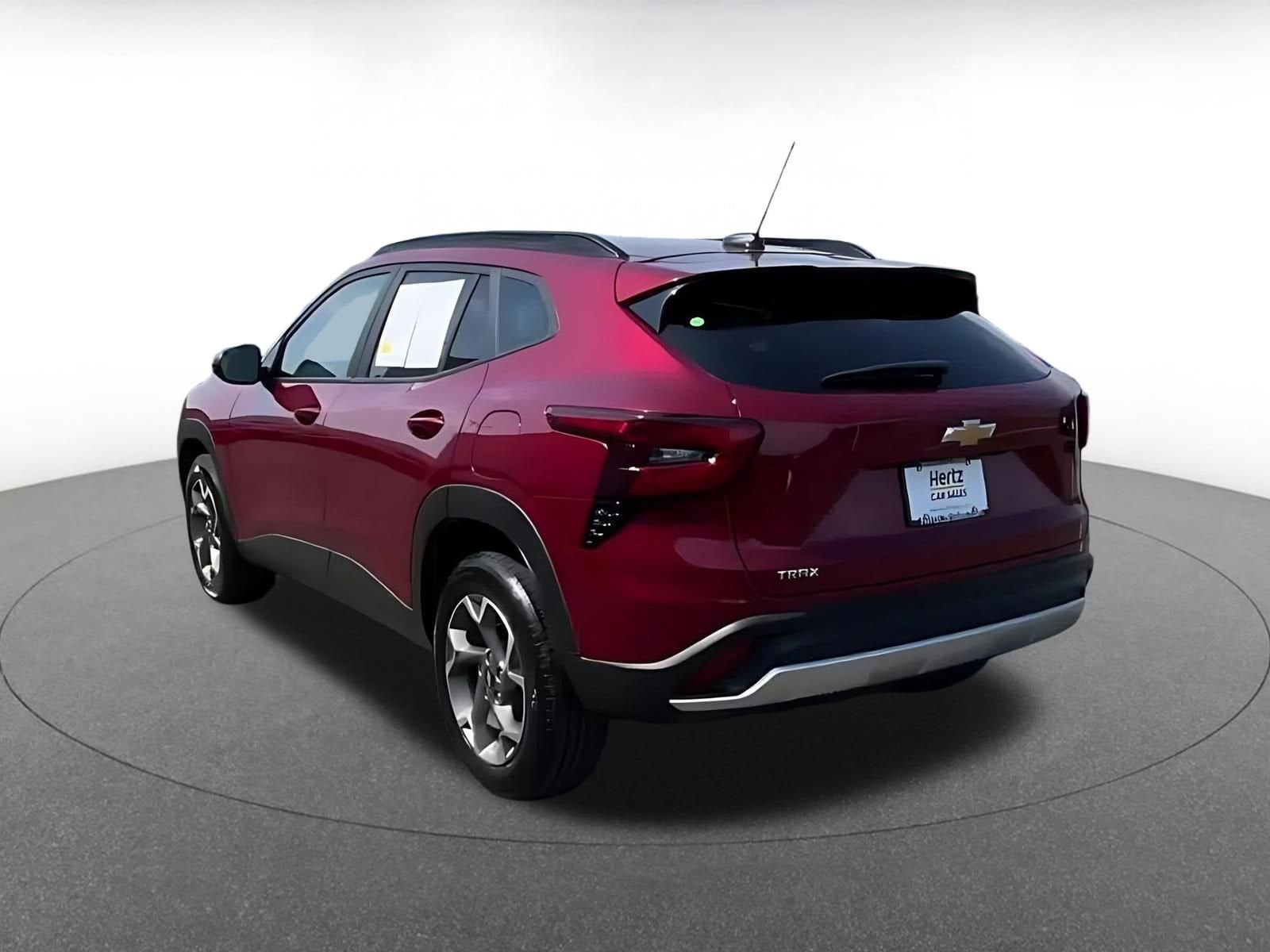 Thumbnail: 2025 Chevrolet Trax - 10