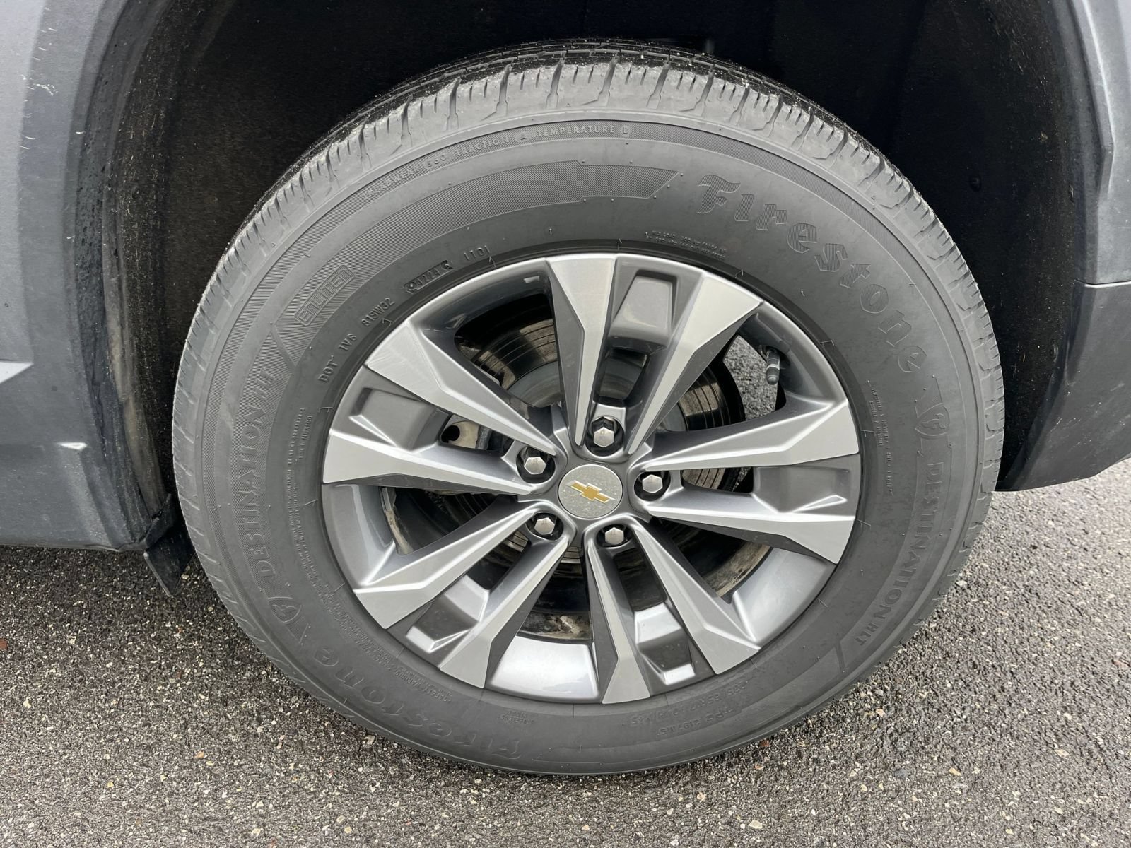 2025 Chevrolet Equinox LT - Photo 24