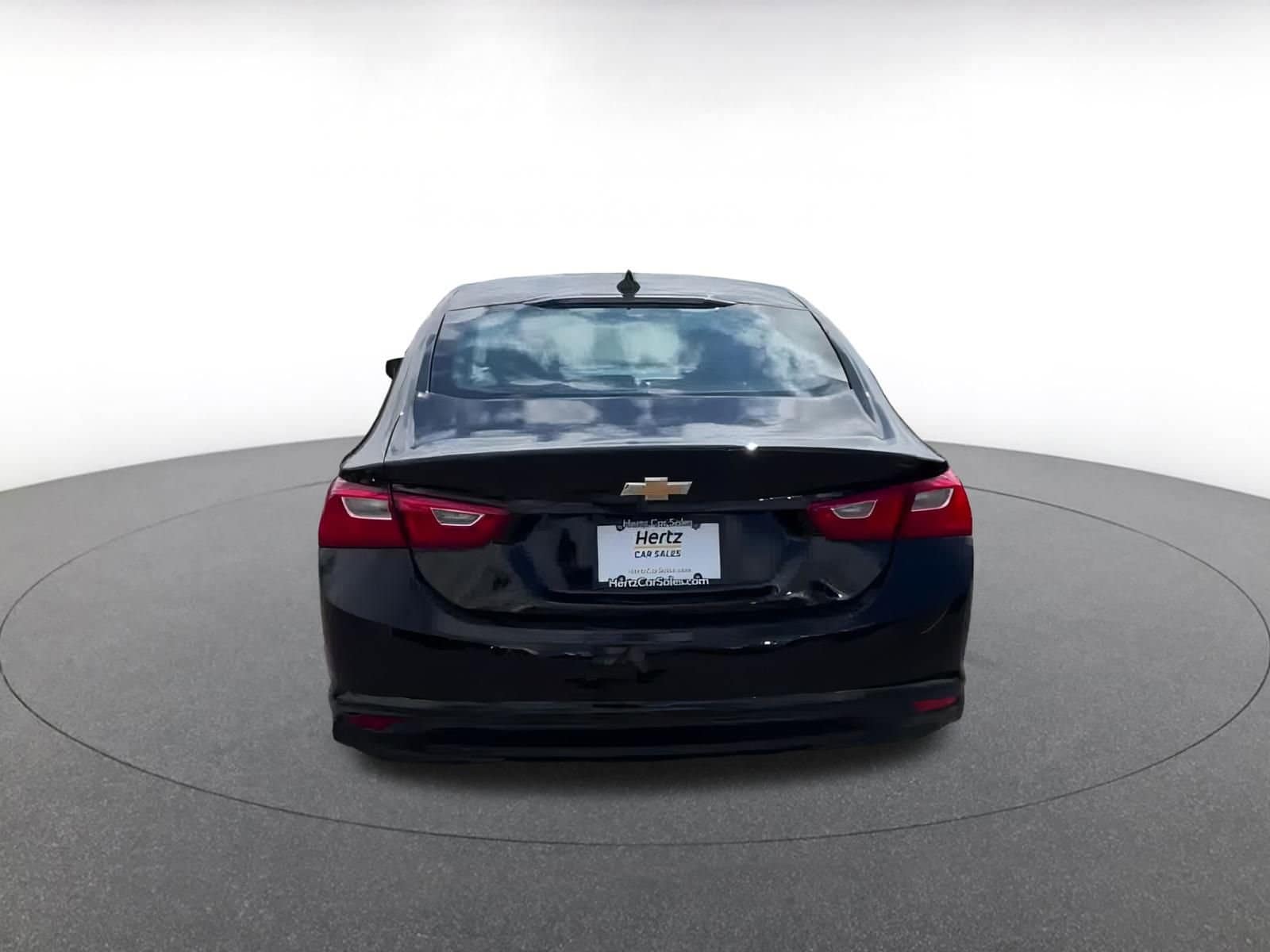 Thumbnail: 2024 Chevrolet Malibu - 12