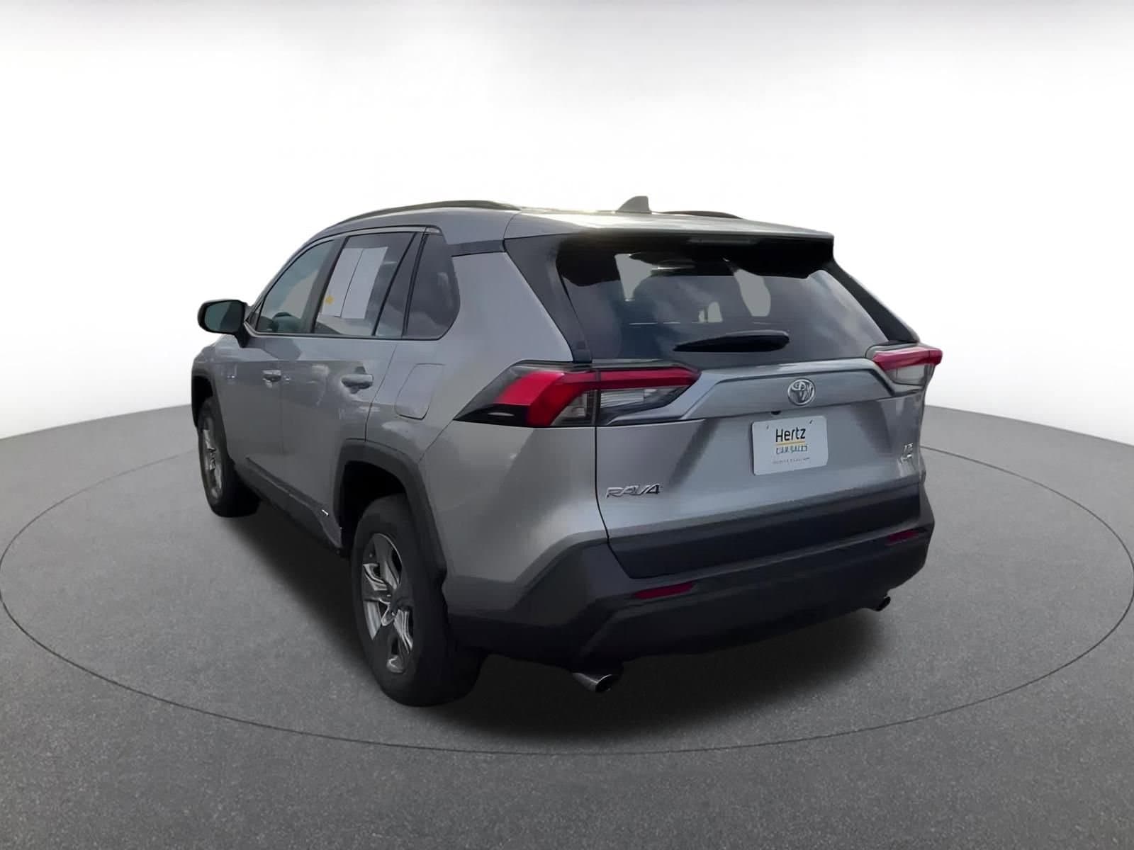 Thumbnail: 2025 Toyota RAV4 - 11