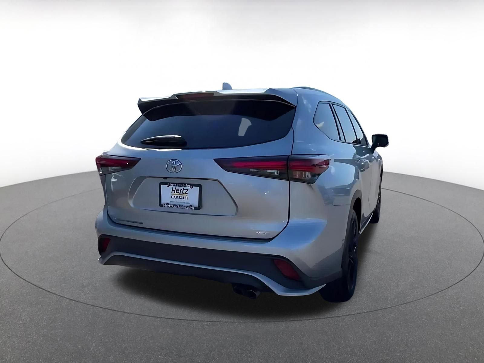 Thumbnail: 2024 Toyota Highlander - 13