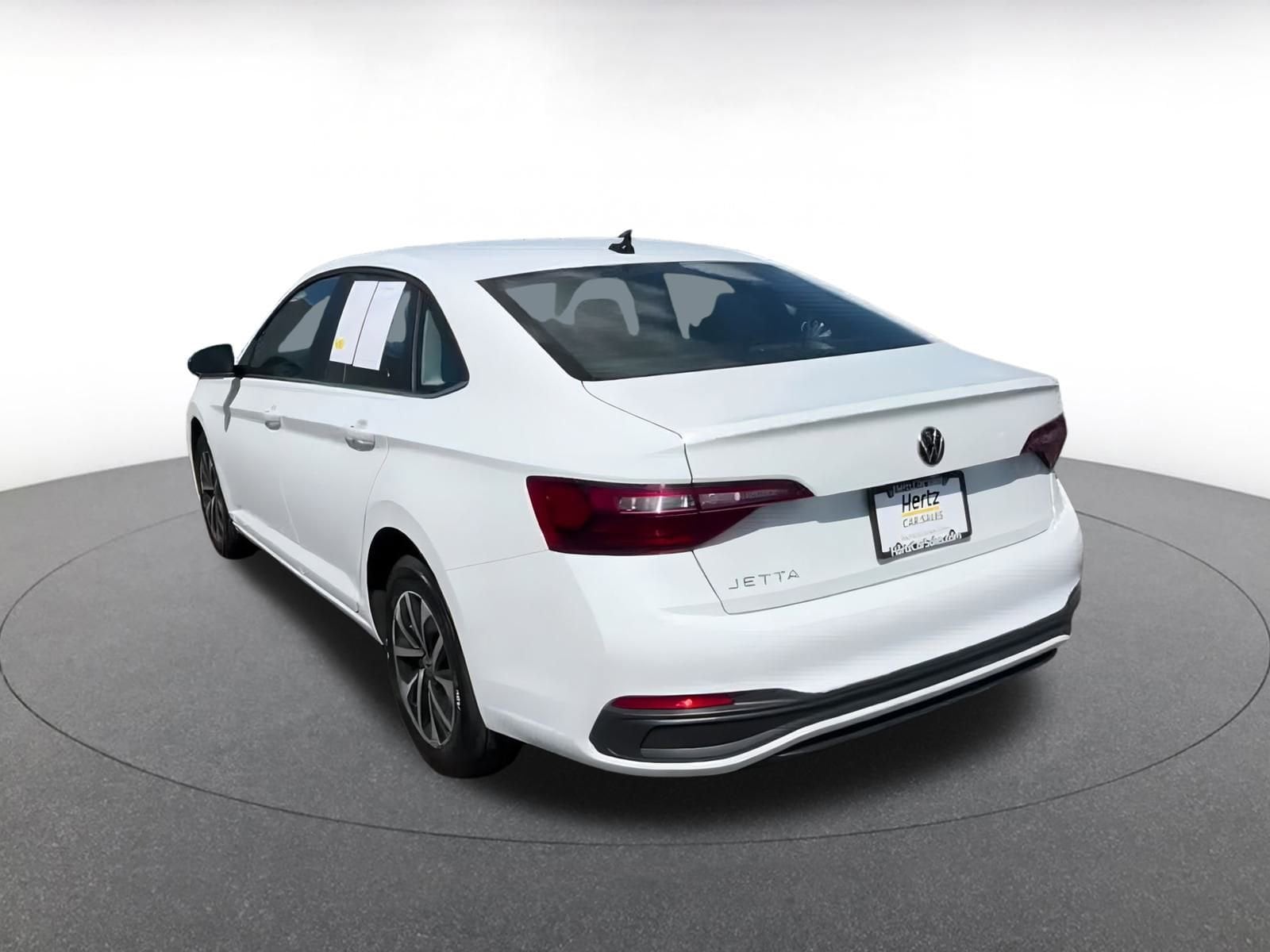 Thumbnail: 2024 Volkswagen Jetta - 11