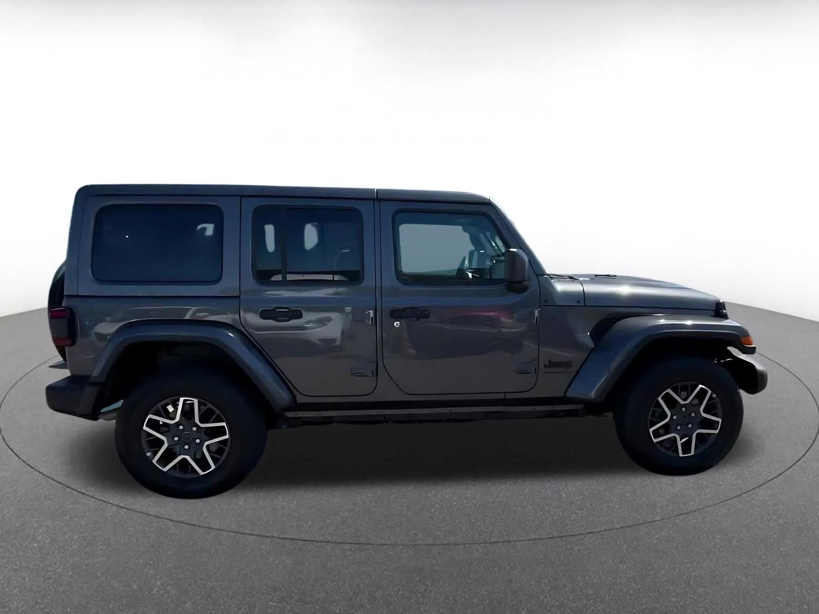 Thumbnail: 2025 Jeep Wrangler - 15