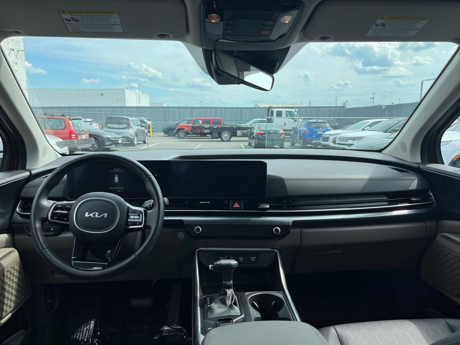 Thumbnail: 2026 Kia Carnival - 35