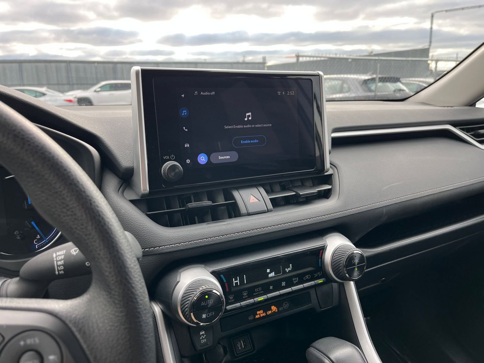 Thumbnail: 2025 Toyota RAV4 - 21