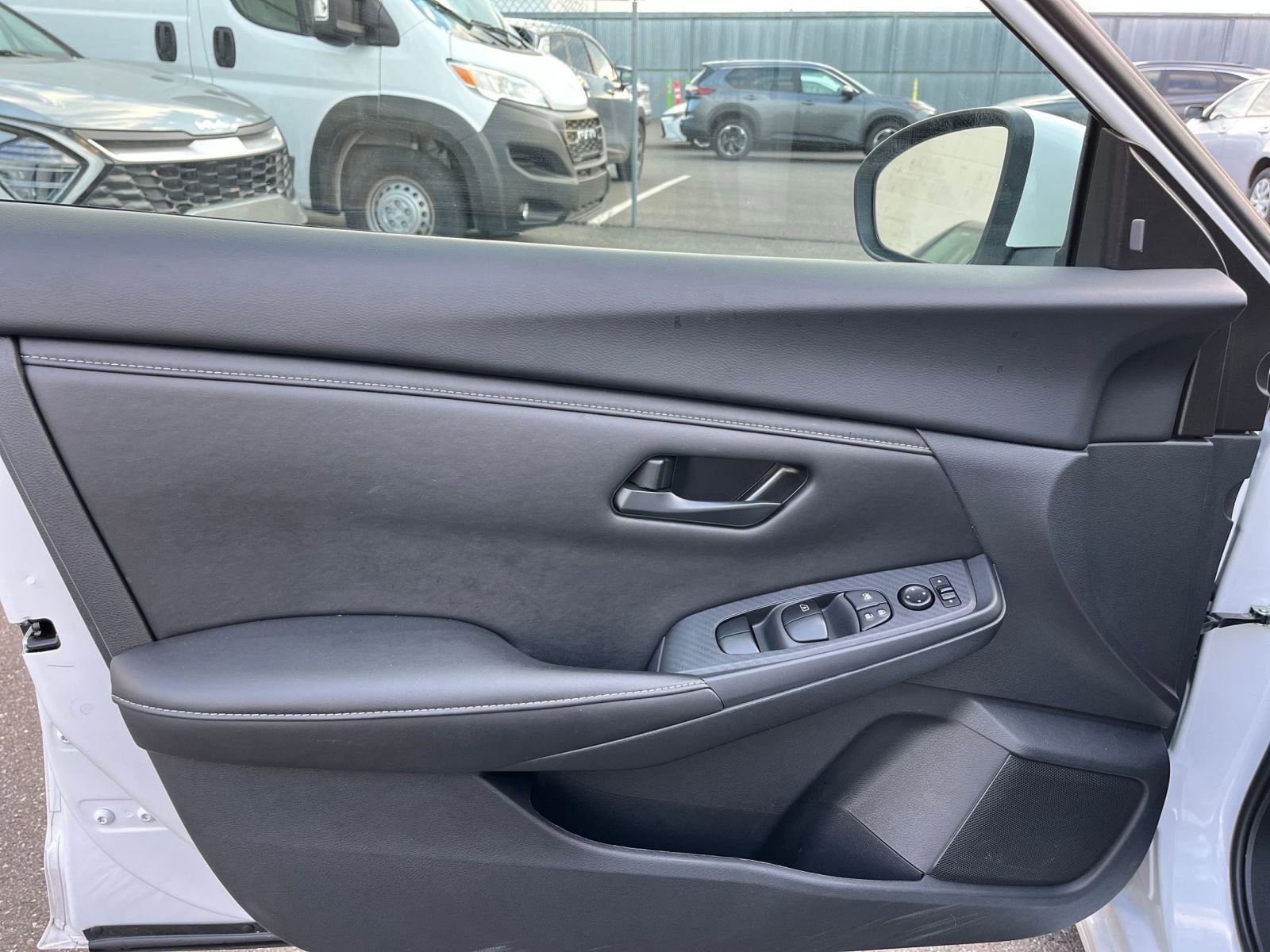 Thumbnail: 2025 Nissan Sentra - 20