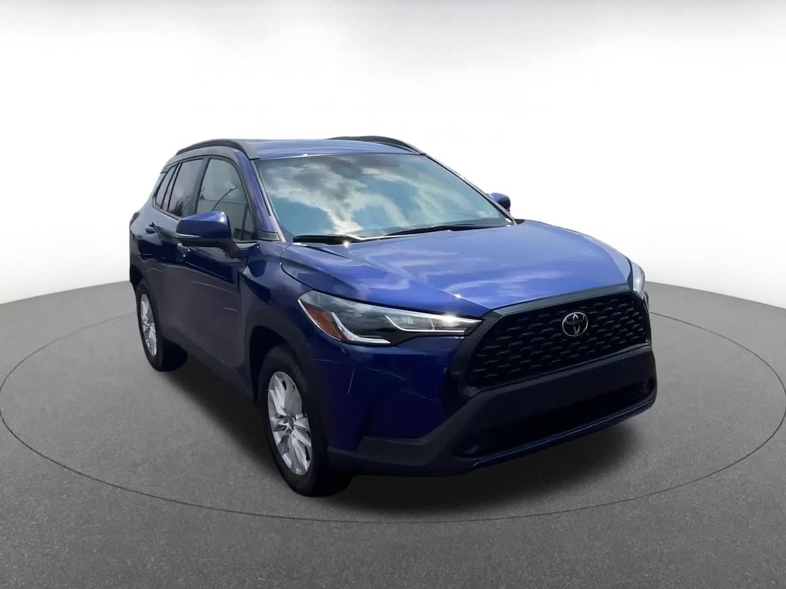 Thumbnail: 2024 Toyota Corolla Cross - 3