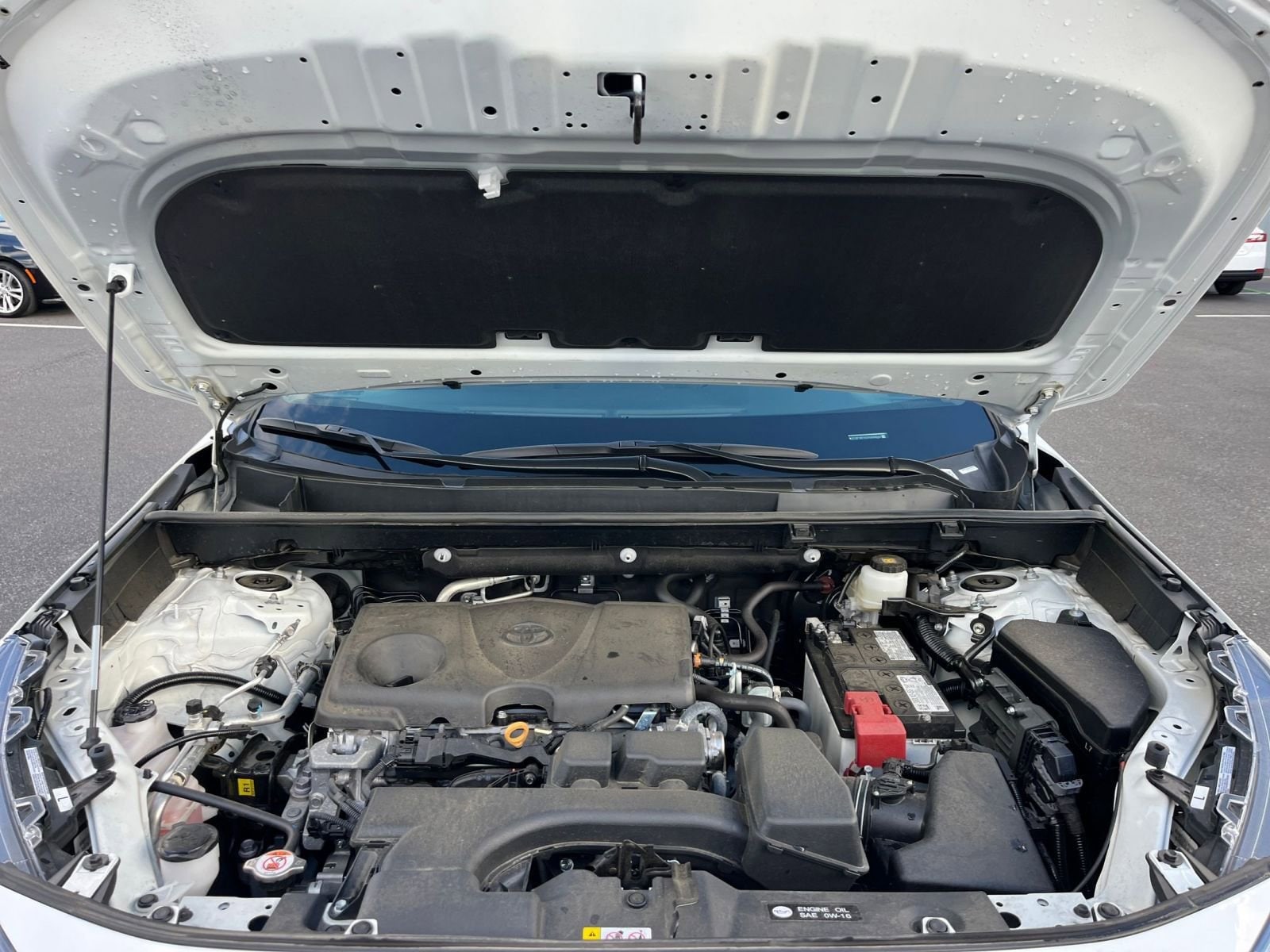 Thumbnail: 2025 Toyota RAV4 - 32