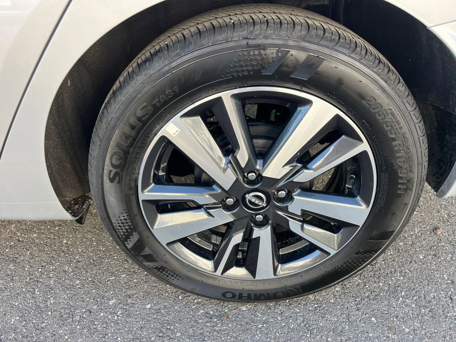 Thumbnail: 2025 Nissan Versa - 29