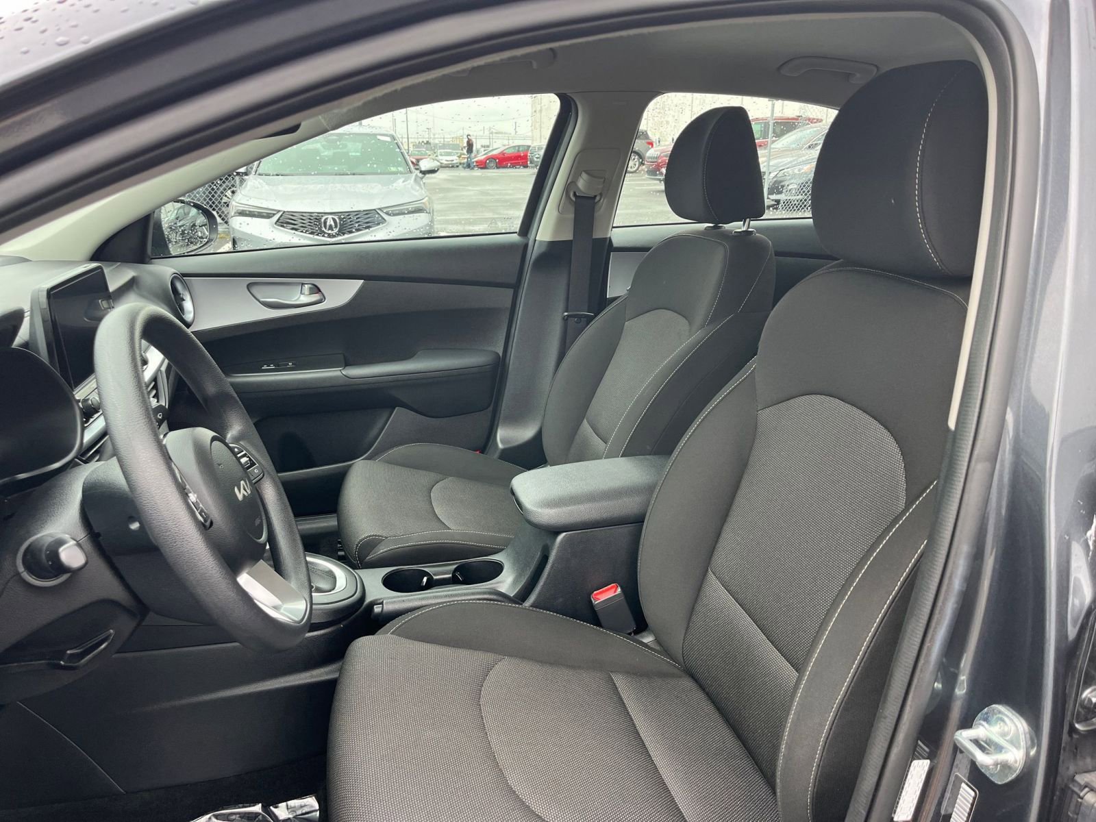 Thumbnail: 2024 Kia Forte - 34
