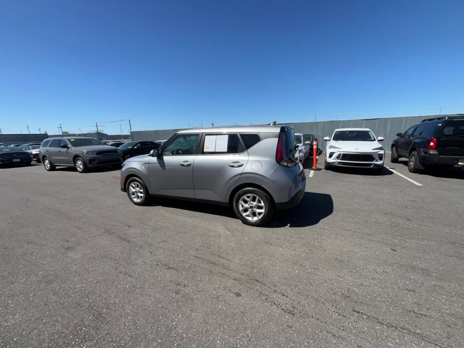 Thumbnail: 2025 Kia Soul - 16