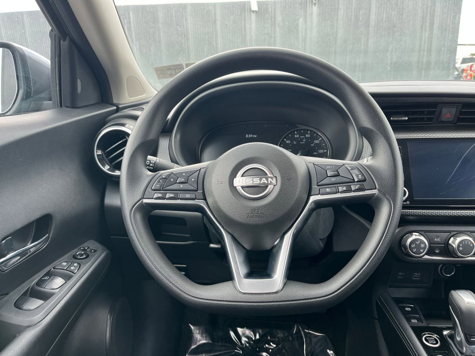 Thumbnail: 2024 Nissan Kicks - 27