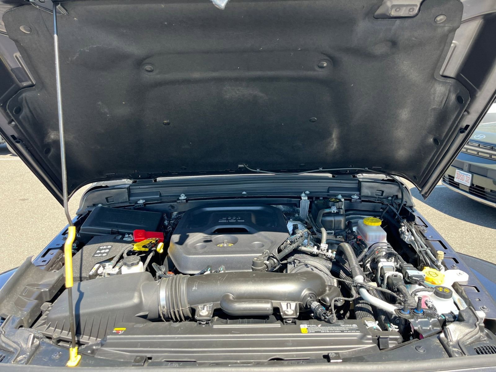 Thumbnail: 2025 Jeep Wrangler - 32