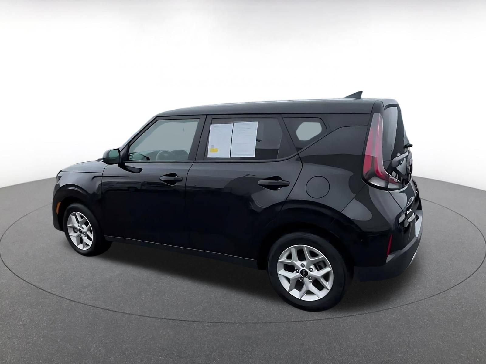 Thumbnail: 2025 Kia Soul - 8