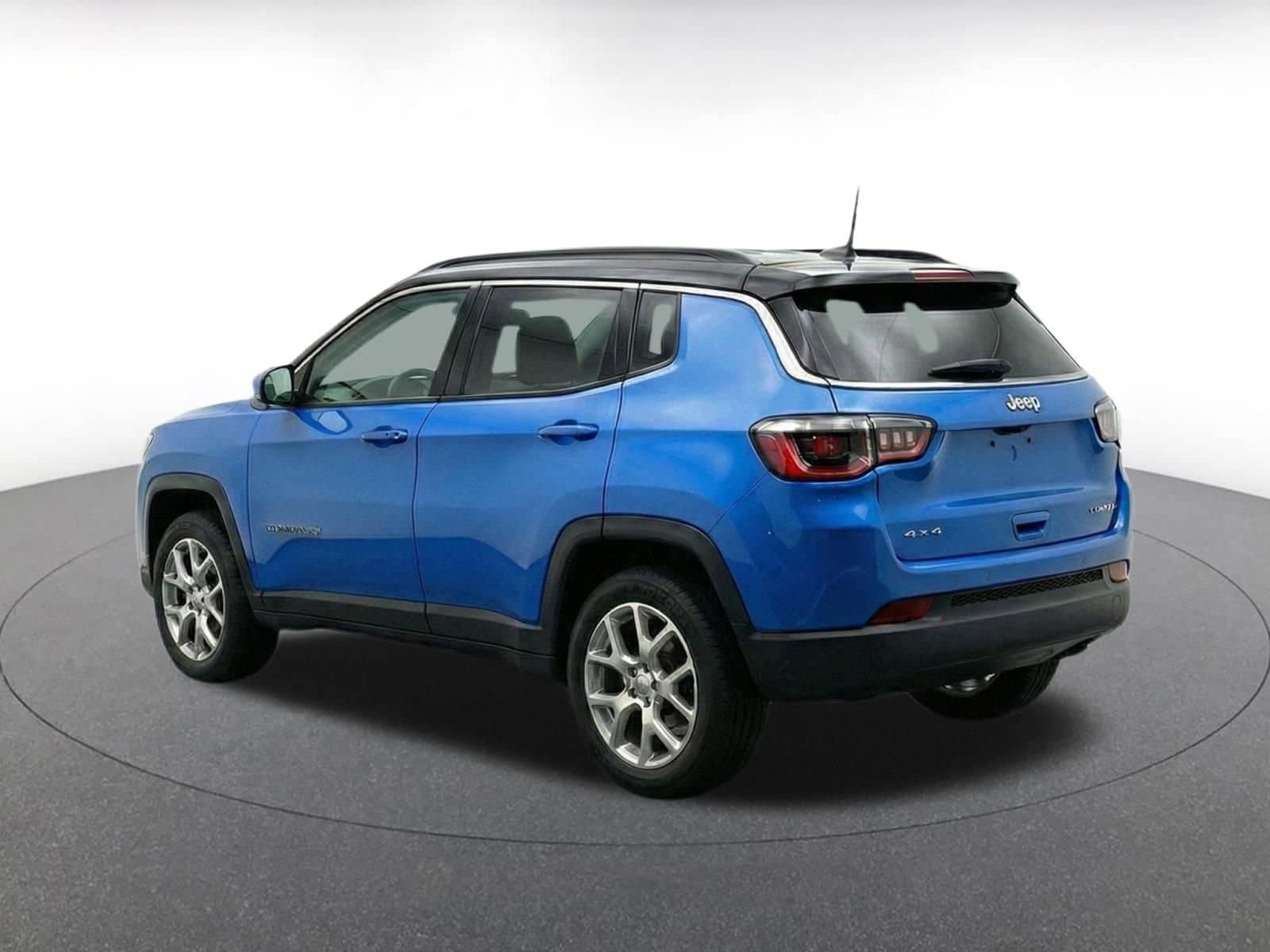Thumbnail: 2025 Jeep Compass - 14