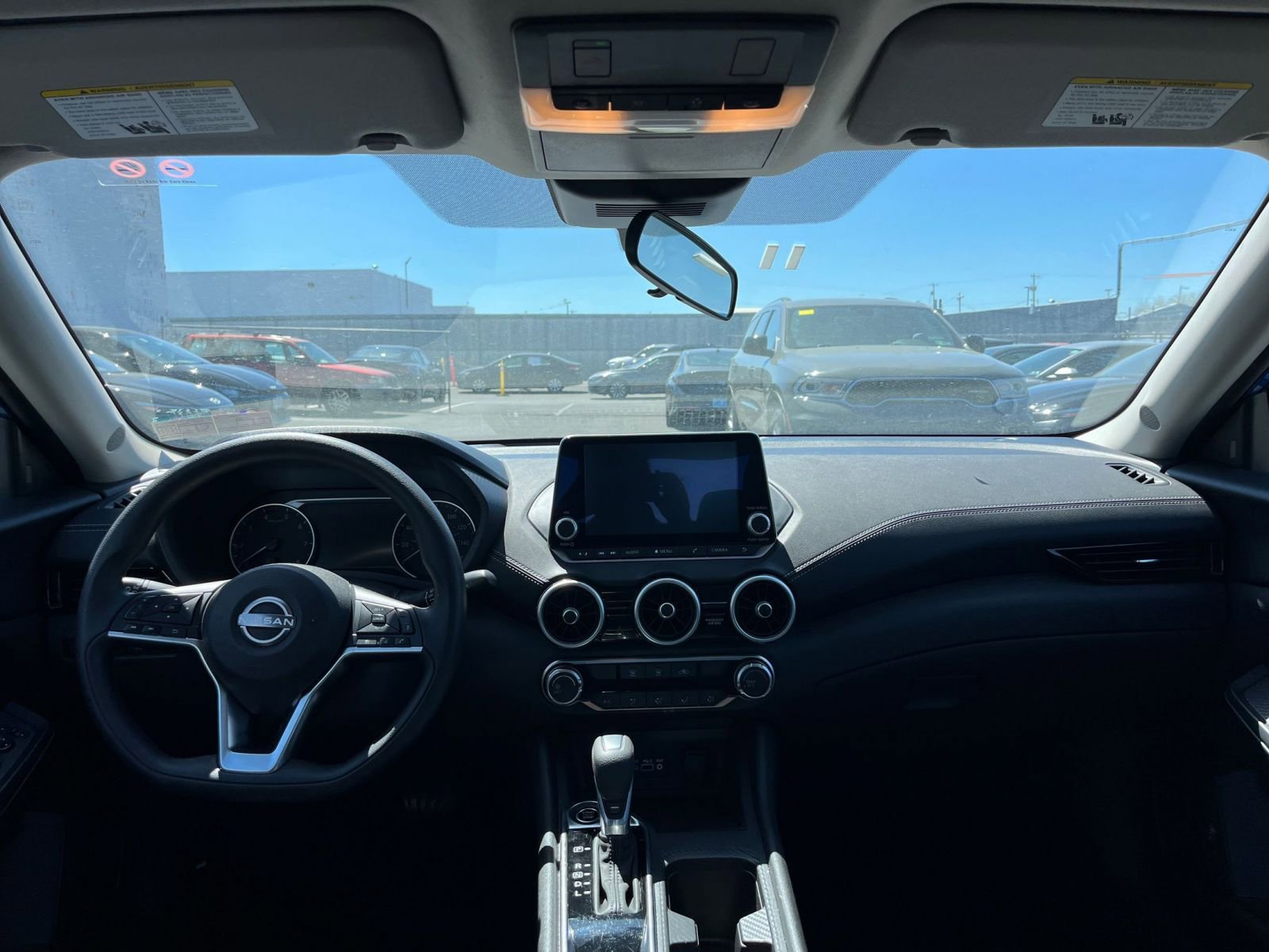 Thumbnail: 2025 Nissan Sentra - 32