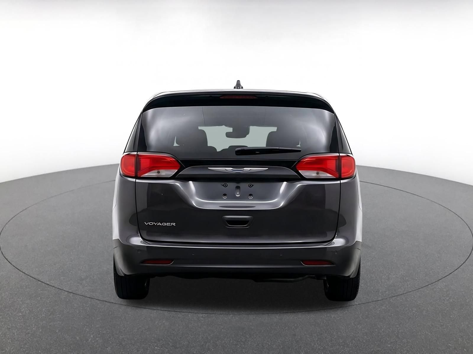 Thumbnail: 2024 Chrysler Voyager - 7