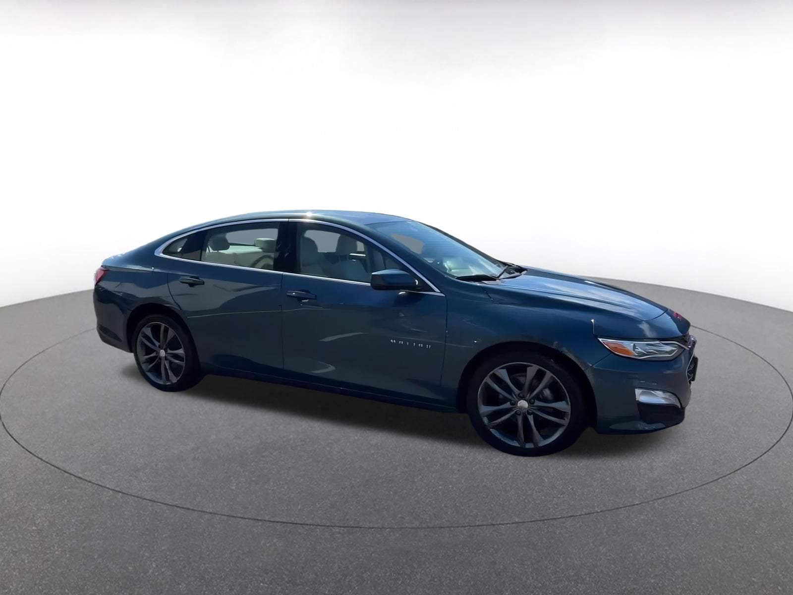 Thumbnail: 2024 Chevrolet Malibu - 2