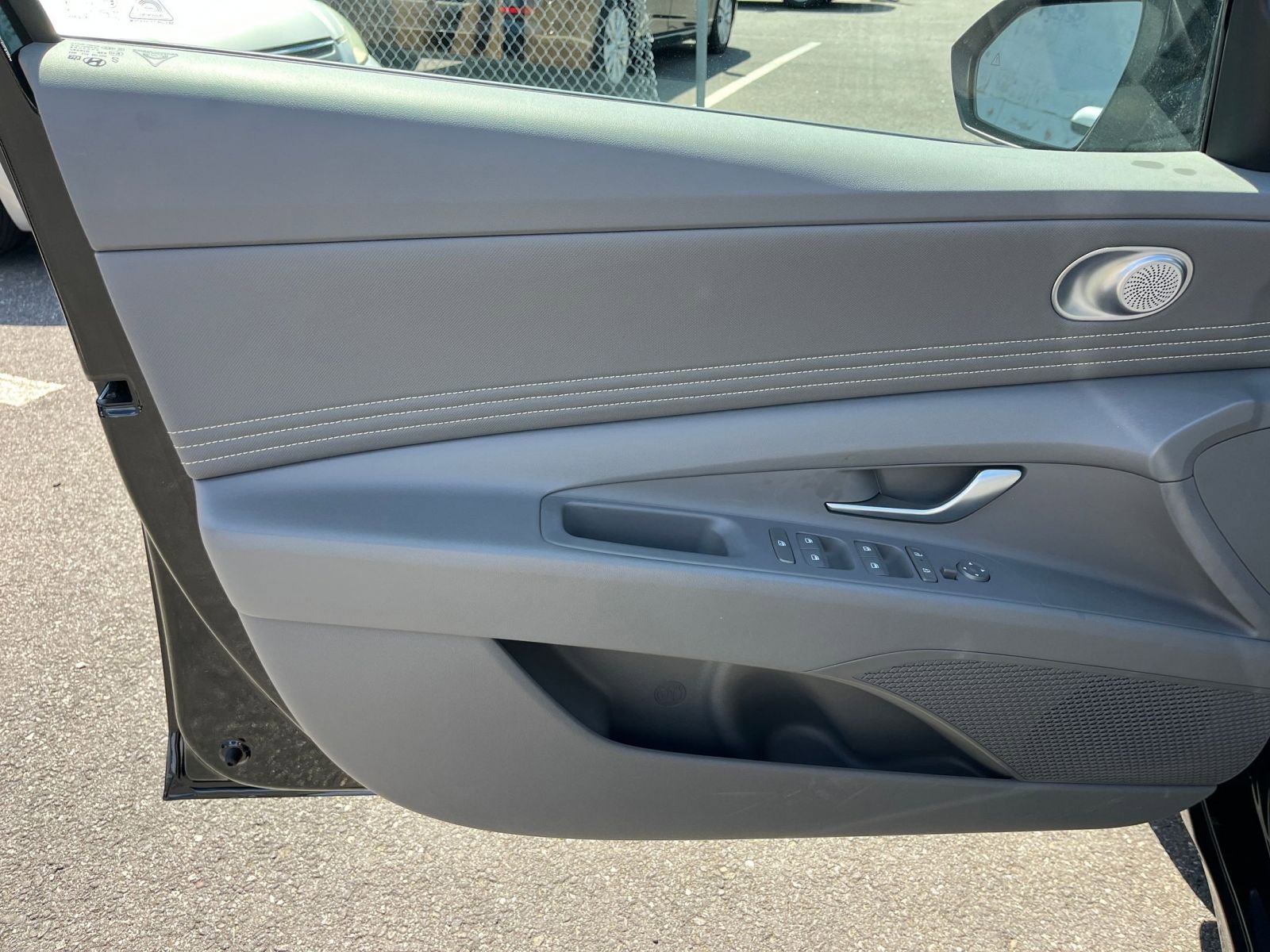 Thumbnail: 2025 Hyundai Elantra - 18