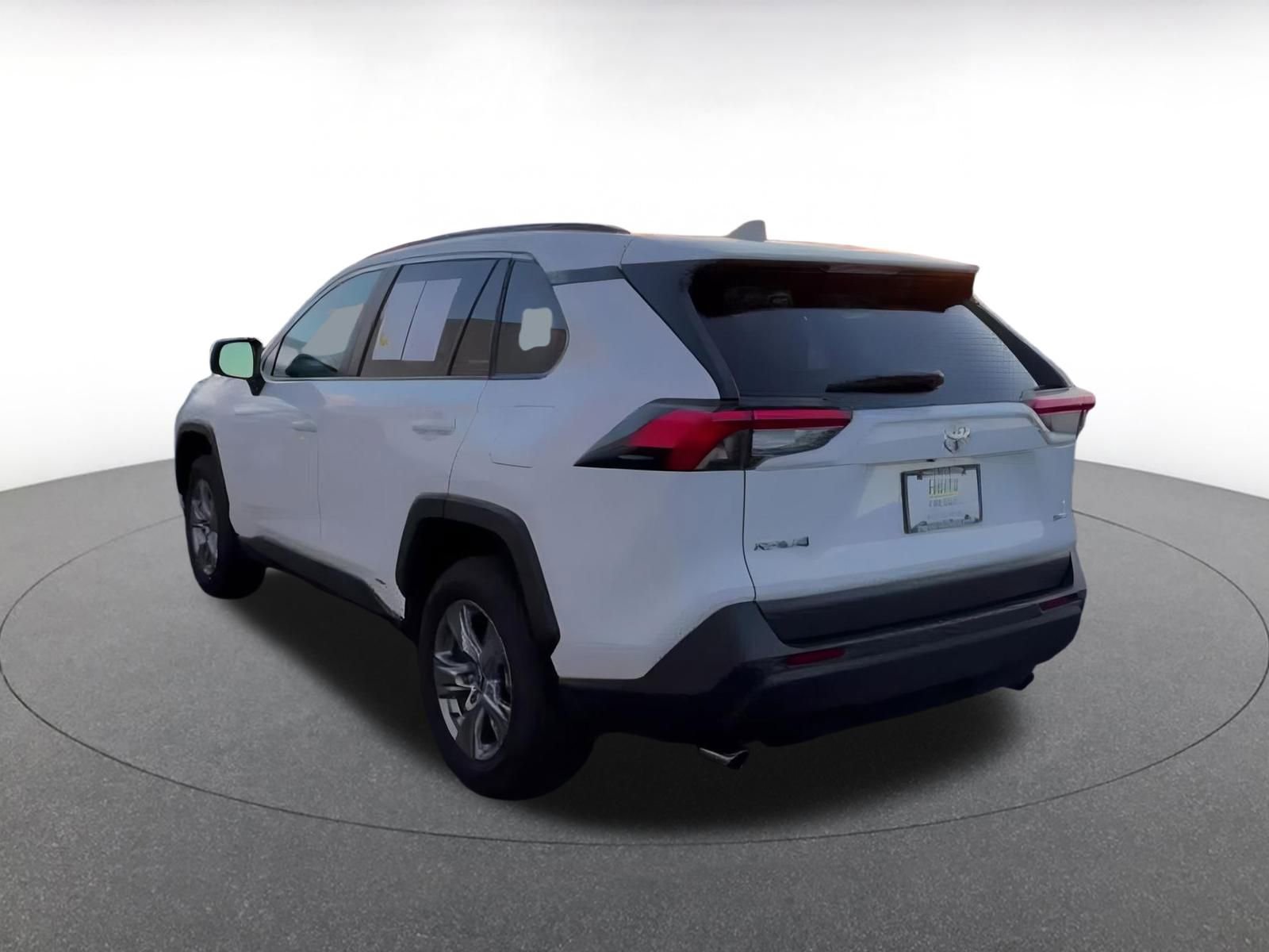 Thumbnail: 2025 Toyota RAV4 - 10