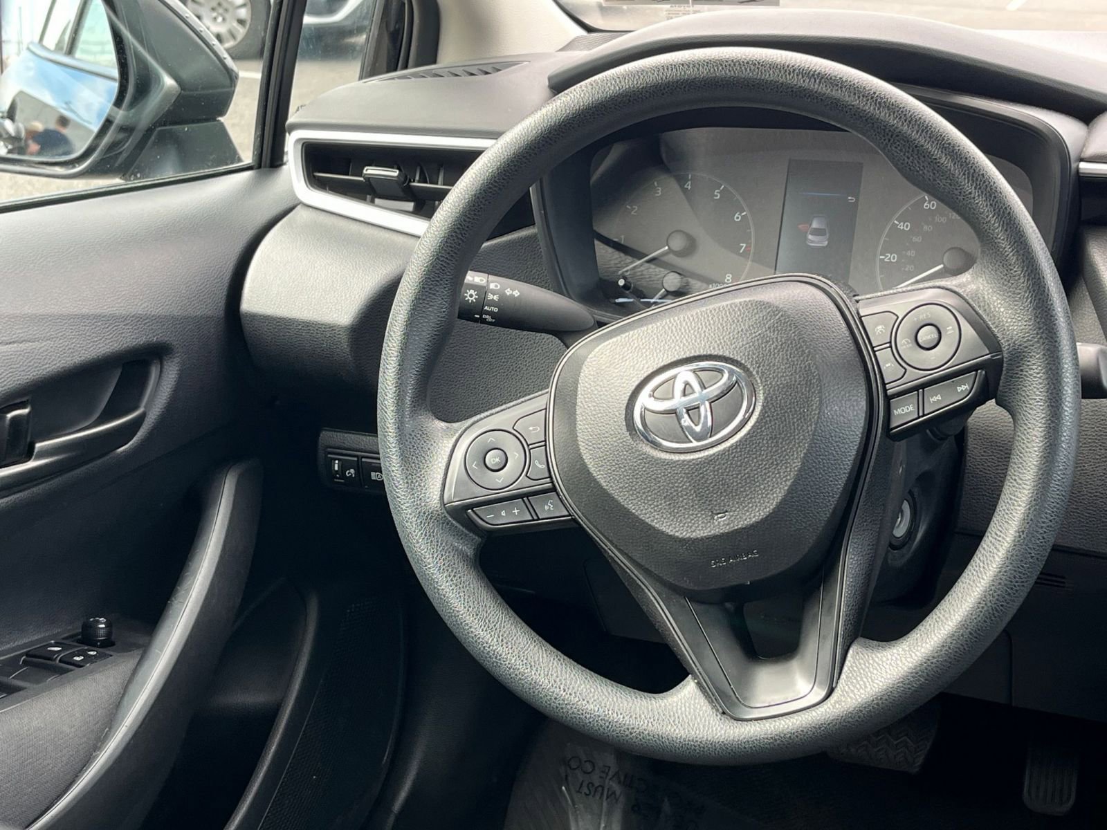 Thumbnail: 2025 Toyota Corolla - 27