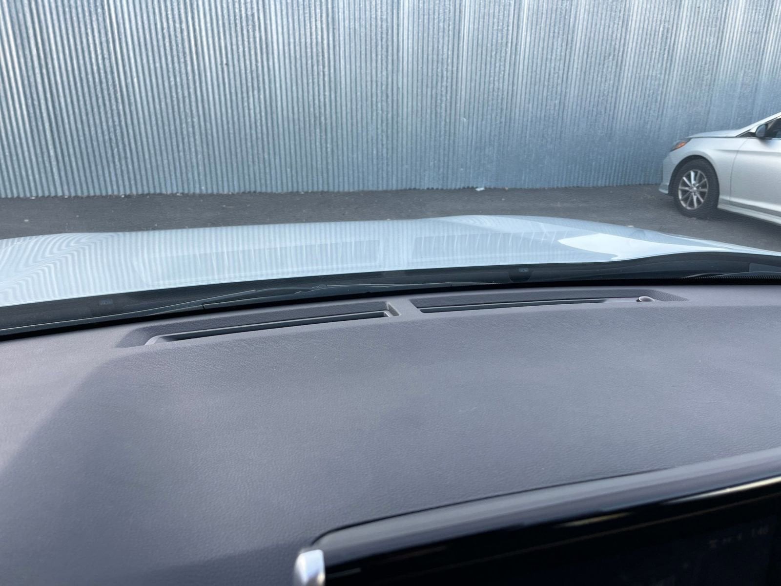 Thumbnail: 2025 Toyota RAV4 - 18