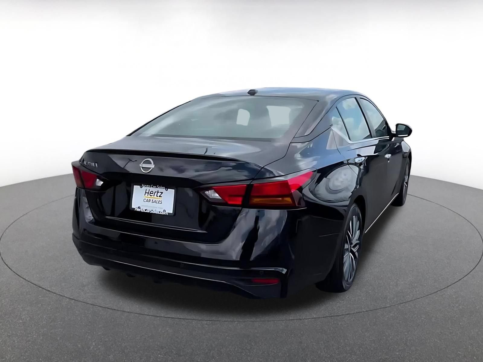 Thumbnail: 2025 Nissan Altima - 15