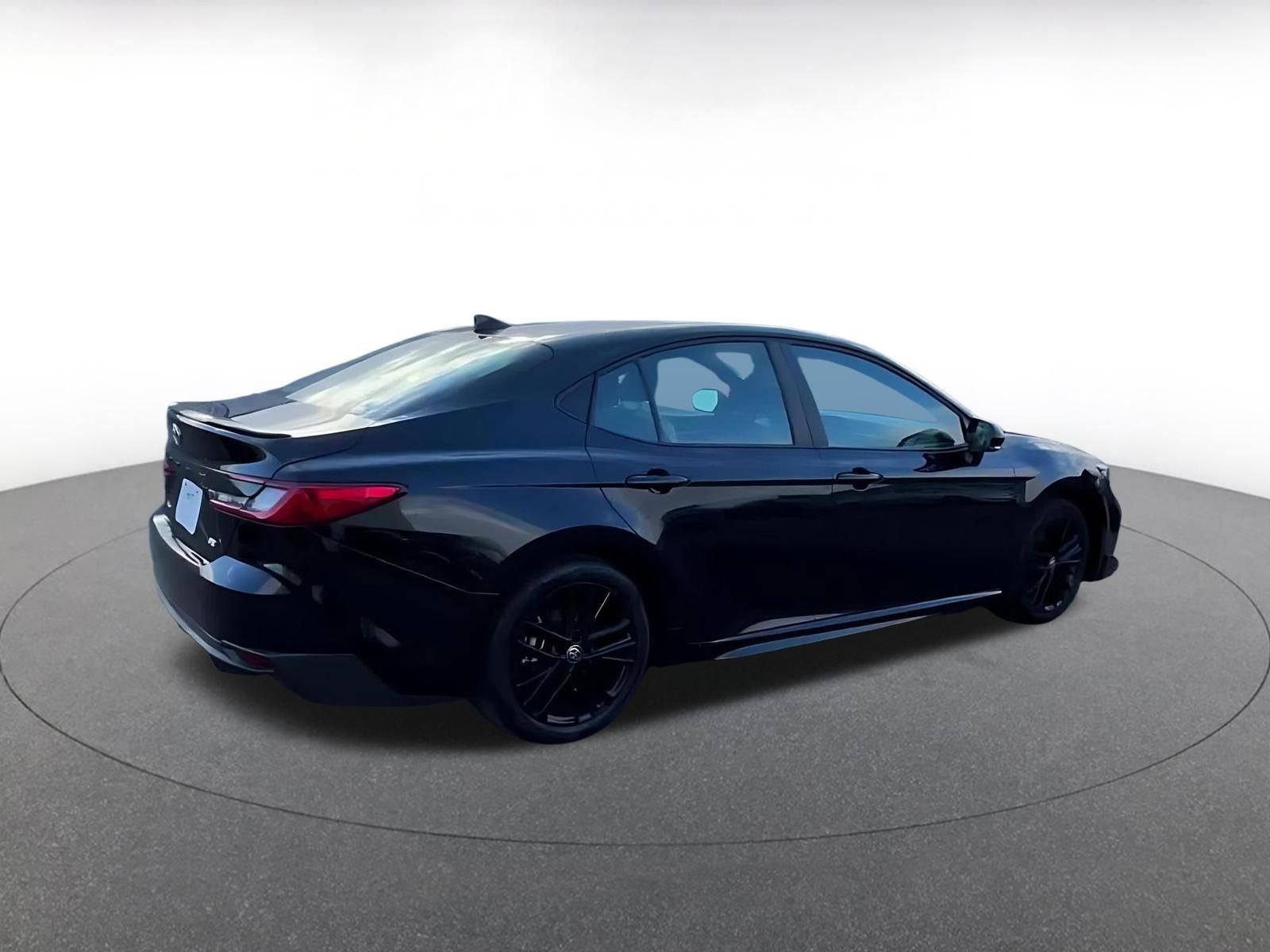 Thumbnail: 2025 Toyota Camry - 15