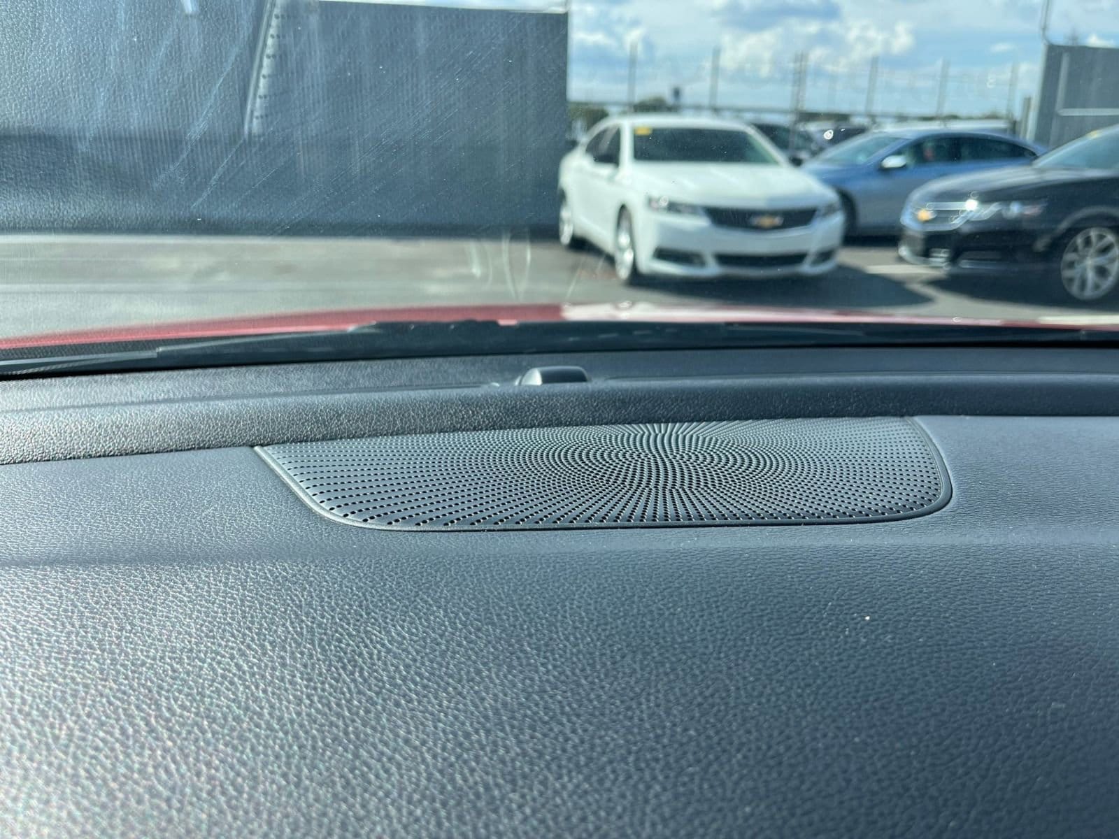 Thumbnail: 2023 Kia Forte - 18