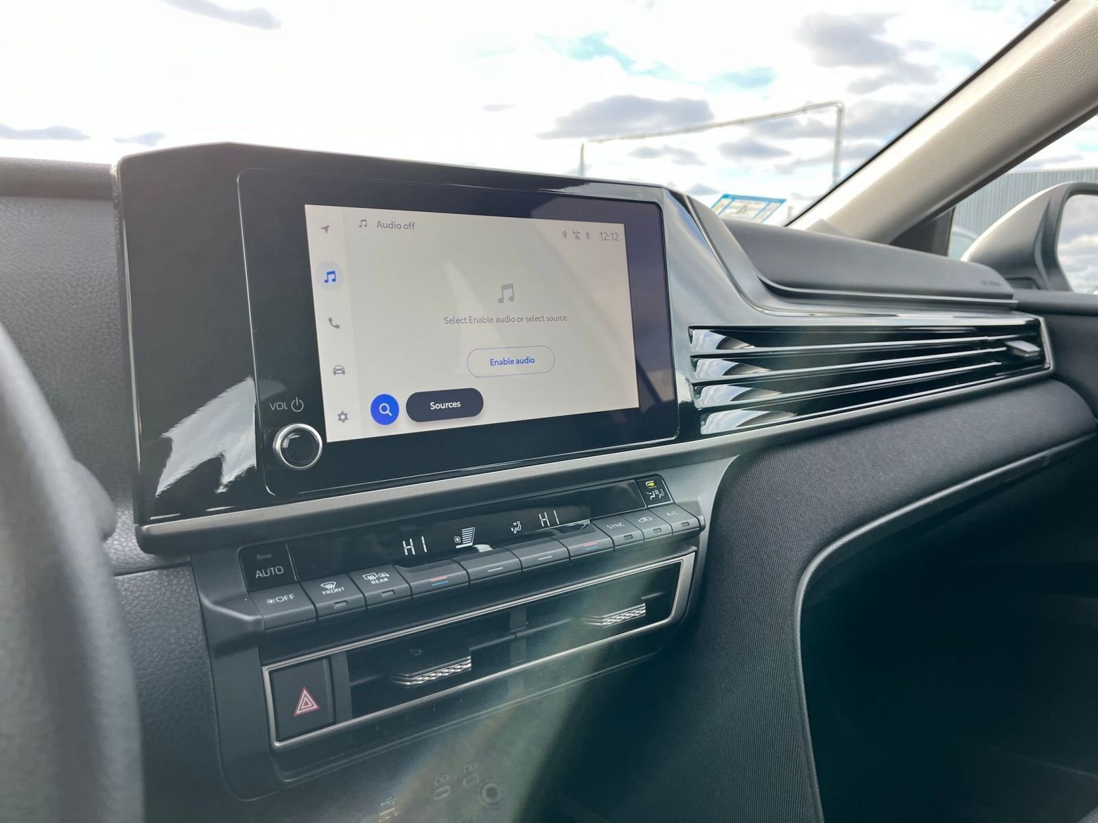 Thumbnail: 2025 Toyota Camry - 21