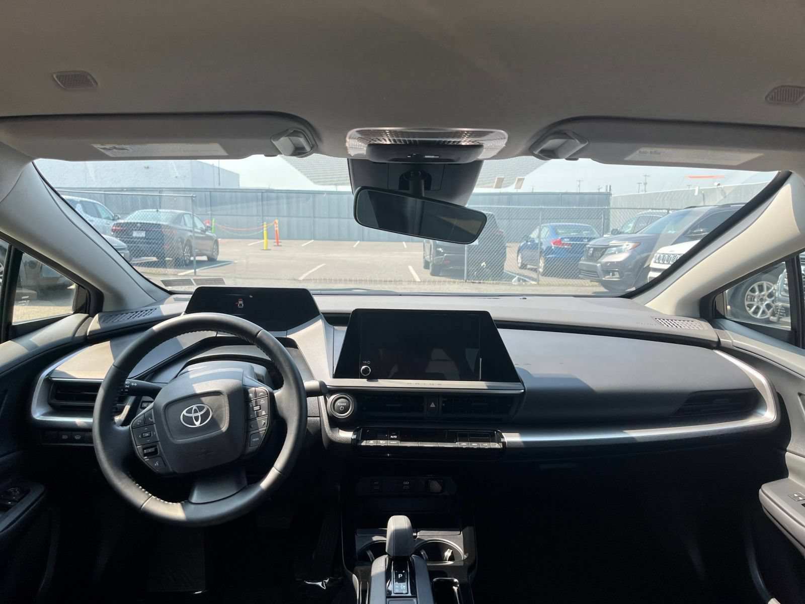 Thumbnail: 2025 Toyota Prius - 32