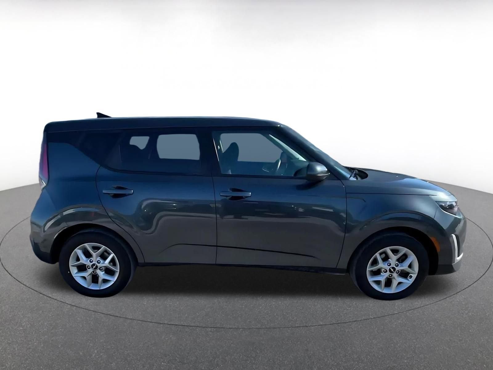 Thumbnail: 2025 Kia Soul - 16