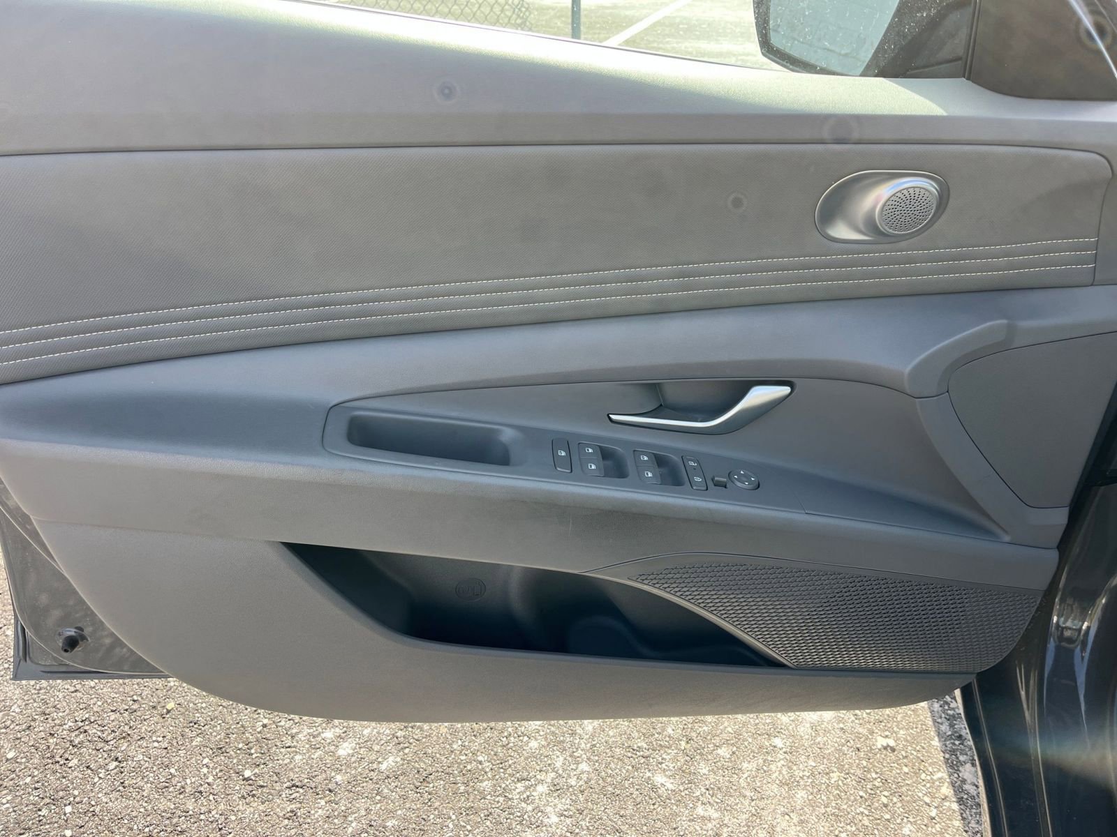 Thumbnail: 2025 Hyundai Elantra - 20