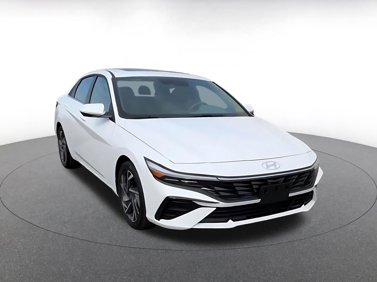 Thumbnail: 2025 Hyundai Elantra - 3