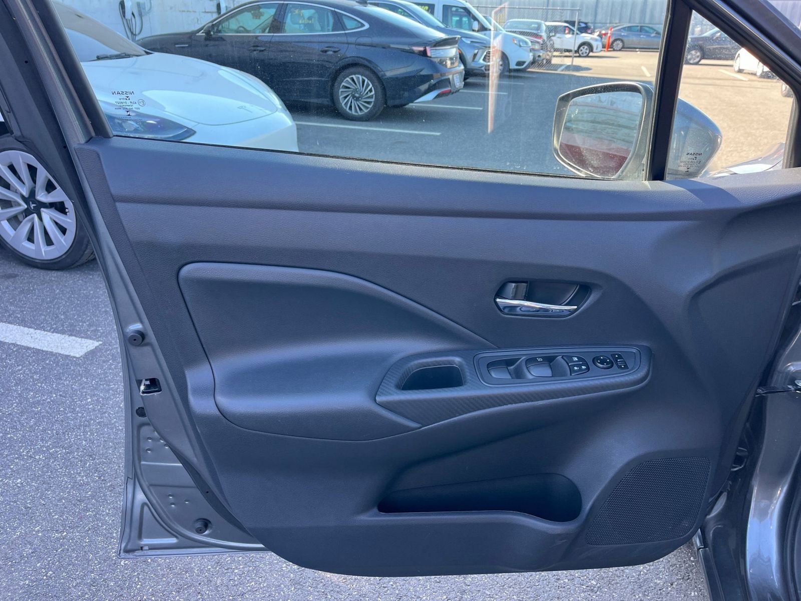 Thumbnail: 2025 Nissan Versa - 18