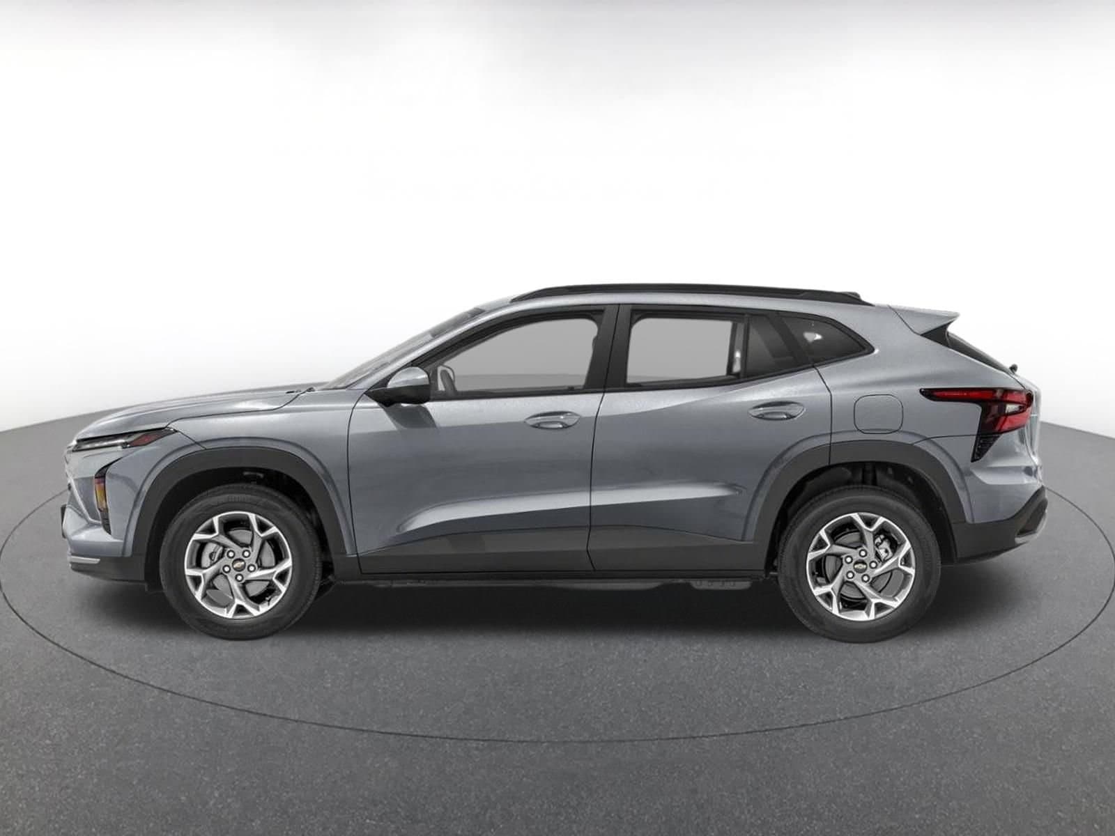 Thumbnail: 2025 Chevrolet Trax - 3