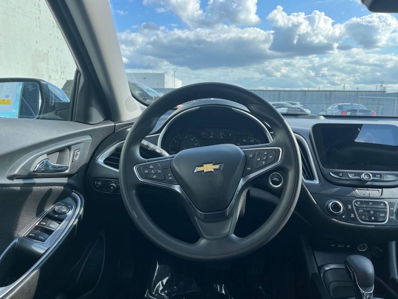 Thumbnail: 2024 Chevrolet Malibu - 27