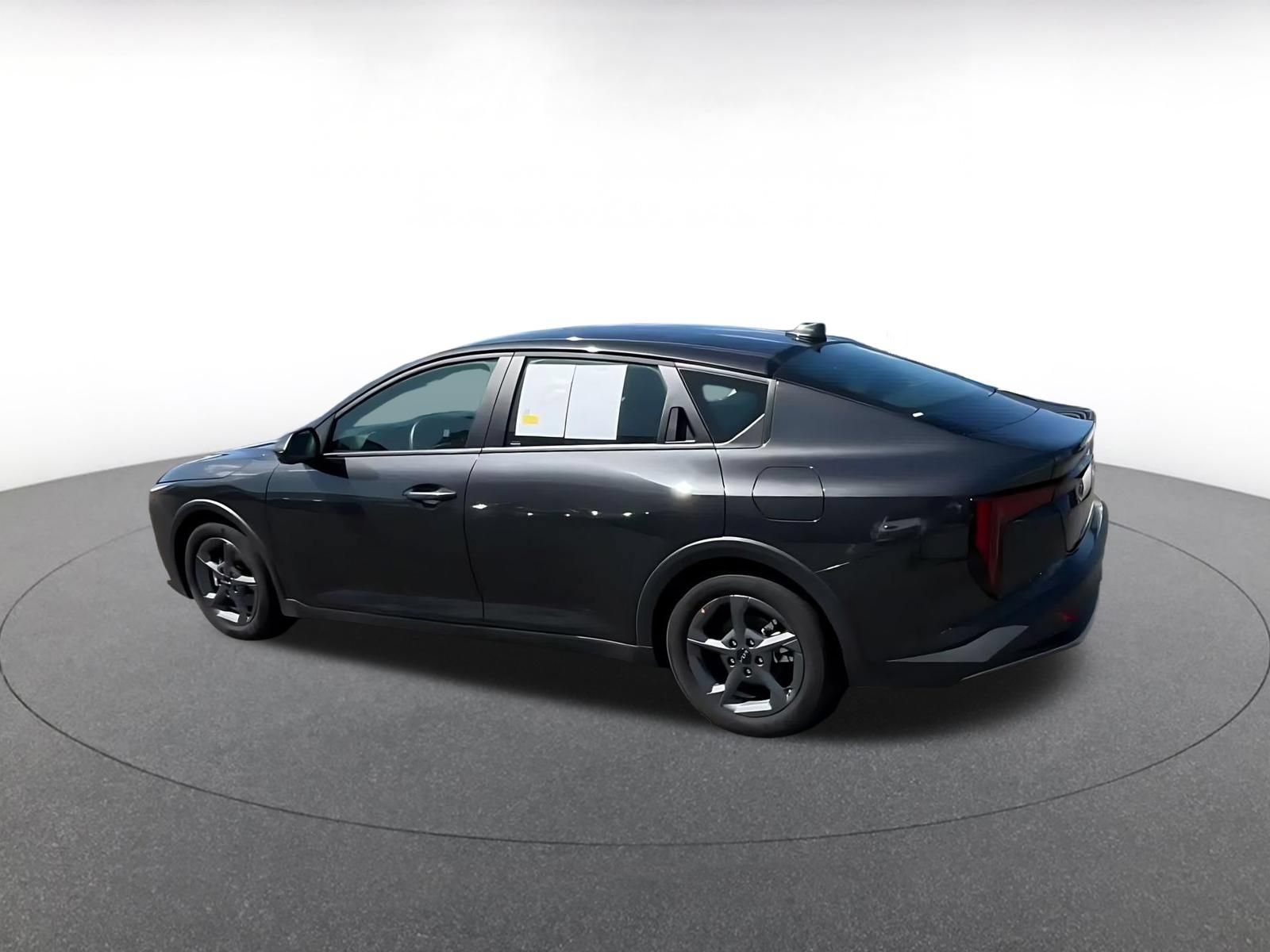 Thumbnail: 2026 Kia K4 - 9